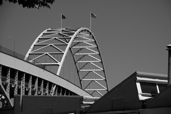 Fremont Bridge has the longest main span of any bridge in Oregon. Photo by Rebecca Akporiaye