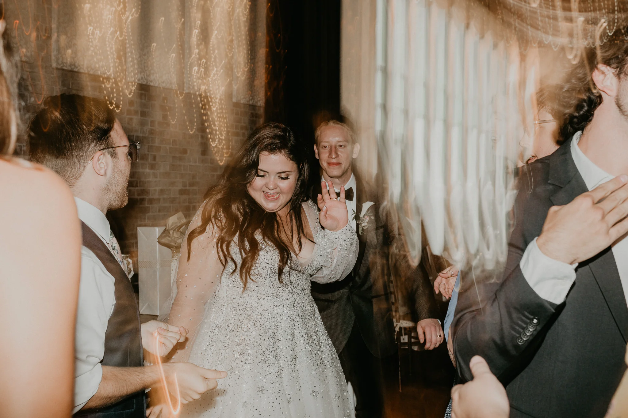 H+A_Hartford_Connecticut_RoseGarden_Wedding080.jpg