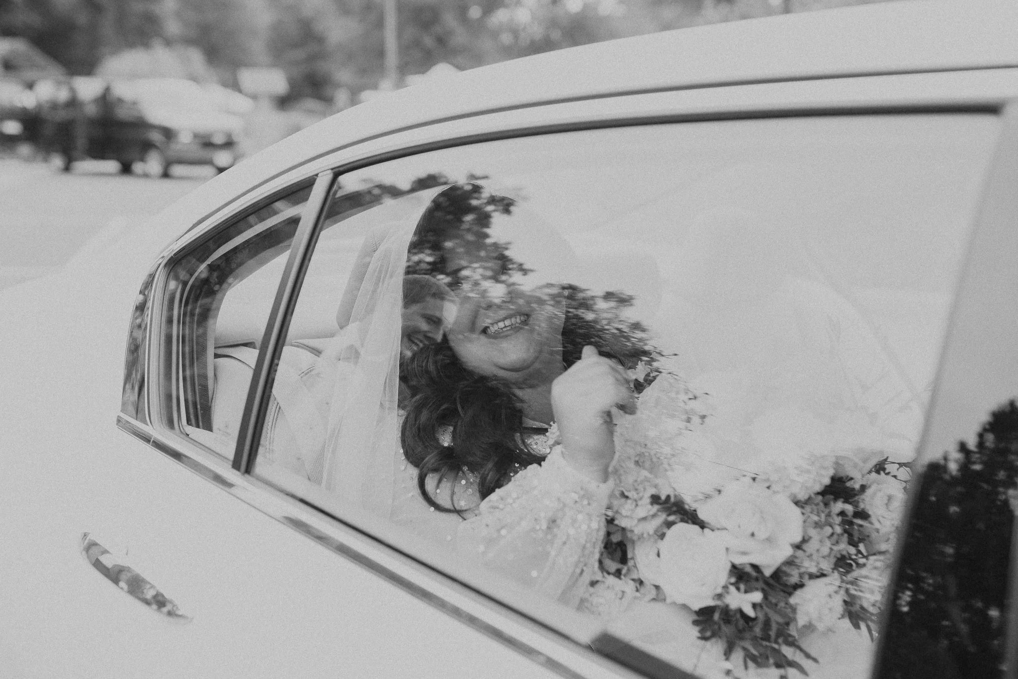 H+A_Hartford_Connecticut_RoseGarden_Wedding030.jpg