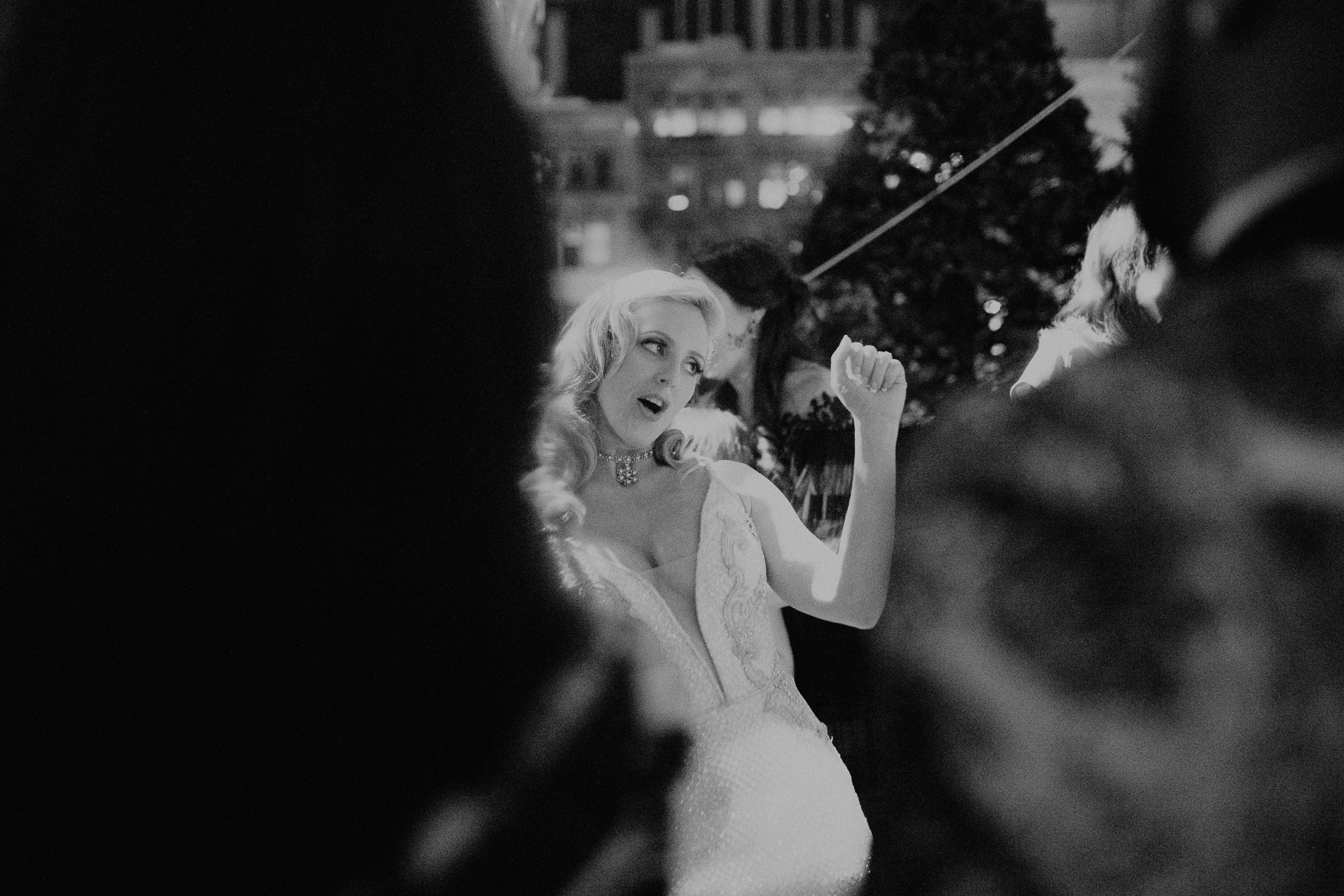 M+J_NYC_Wedding_StPatricks_30Rock_RainbowRoom_150.jpg