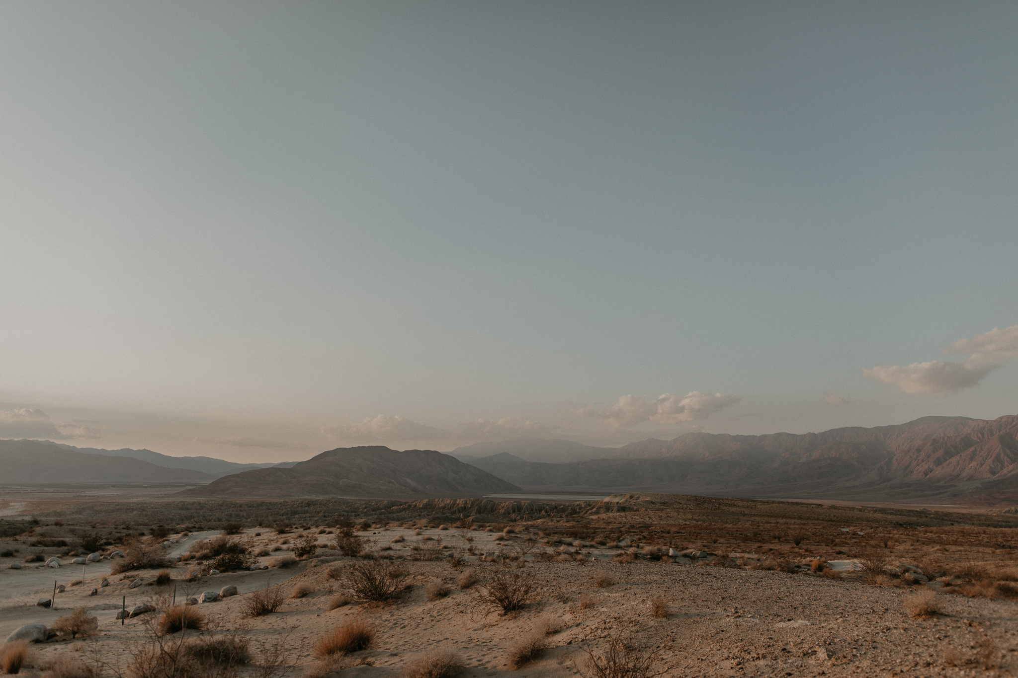 T+L_Desert_Couple_Session_AnzaBorrego_064.jpg