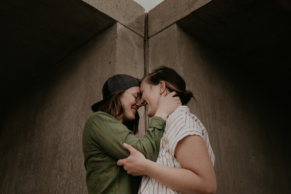 T+B_Desert_Couple_Session_Marfa_Texas_029.jpg