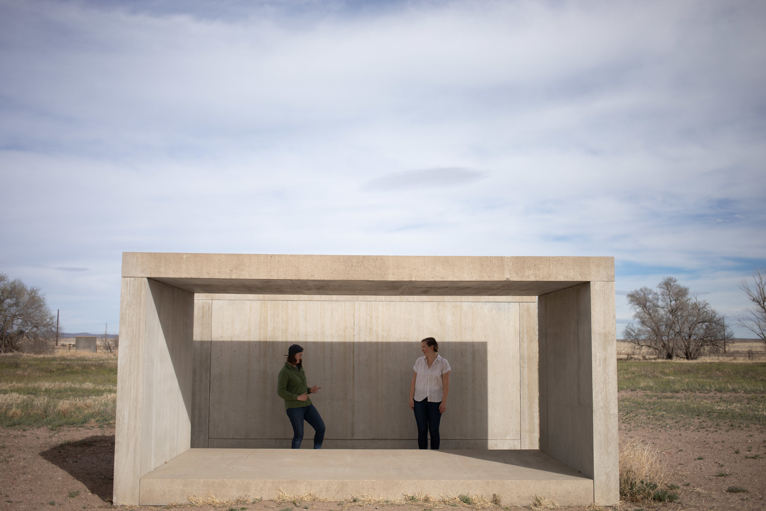 T+B_Desert_Couple_Session_Marfa_Texas_031.jpg