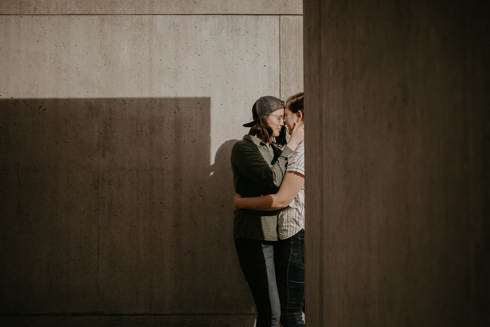 T+B_Desert_Couple_Session_Marfa_Texas_040.jpg