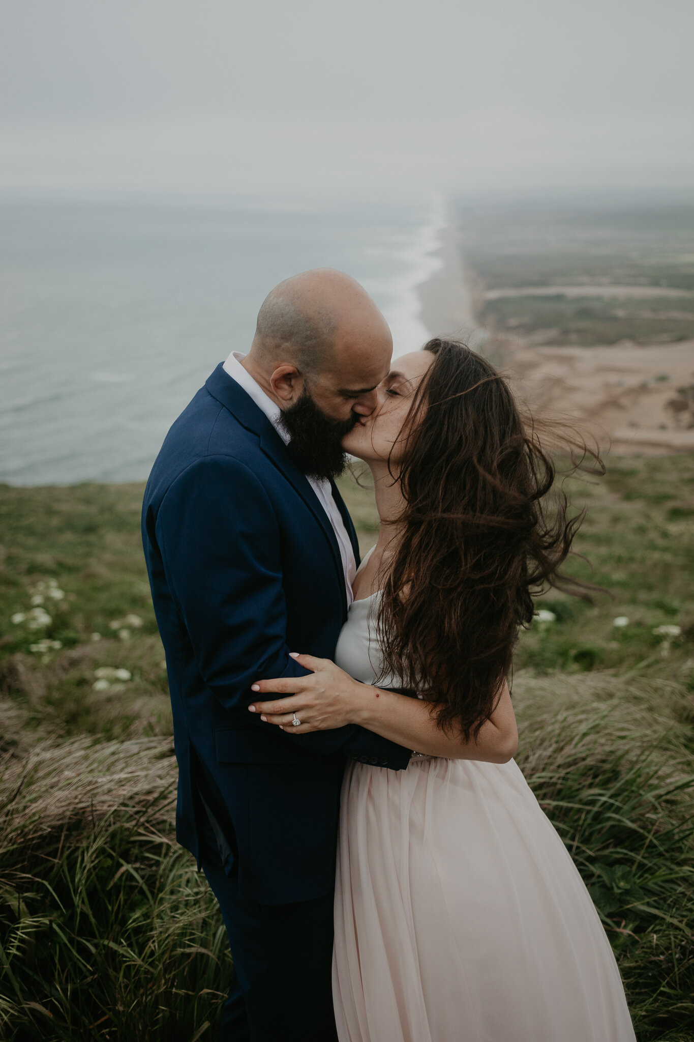K+S_Point_Reyes_Styled_Cliffside_Ocean_Beach_Elopement_California_082.jpg