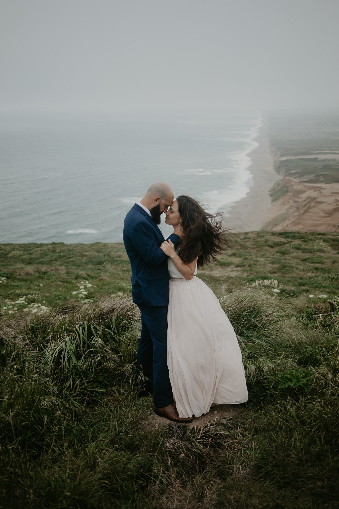 K+S_Point_Reyes_Styled_Cliffside_Ocean_Beach_Elopement_California_096.jpg