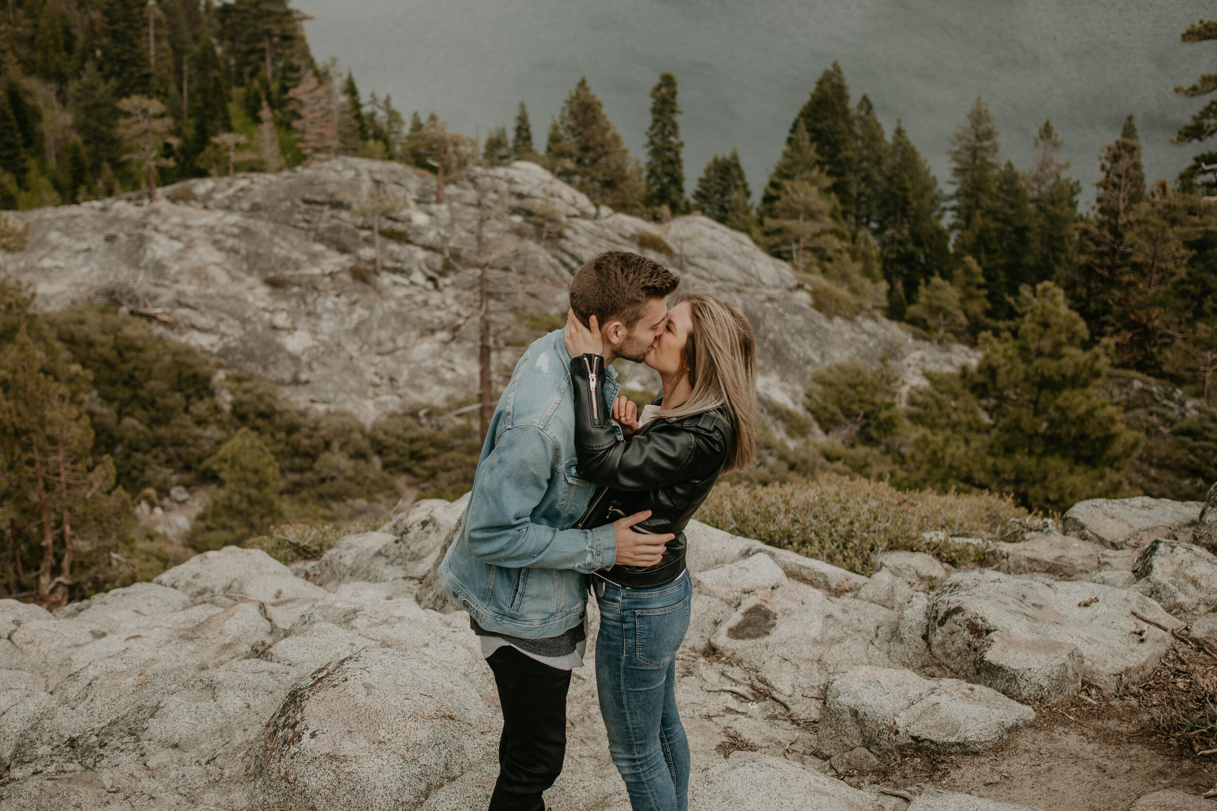 S+P_South_Lake_Tahoe_Adventure_Couple_Session_Inspiration_003.jpg
