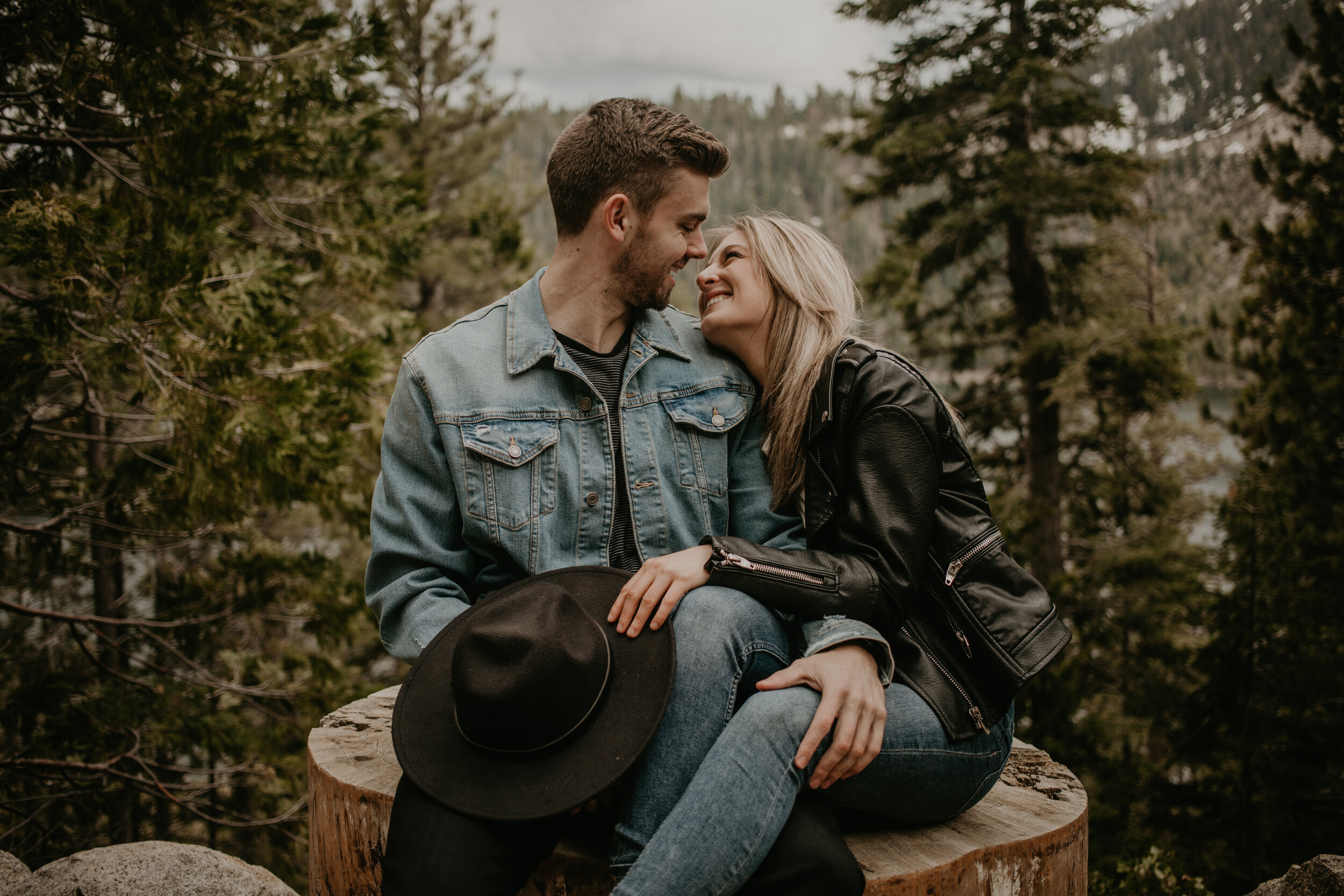 S+P_South_Lake_Tahoe_Adventure_Couple_Session_Inspiration_045.jpg