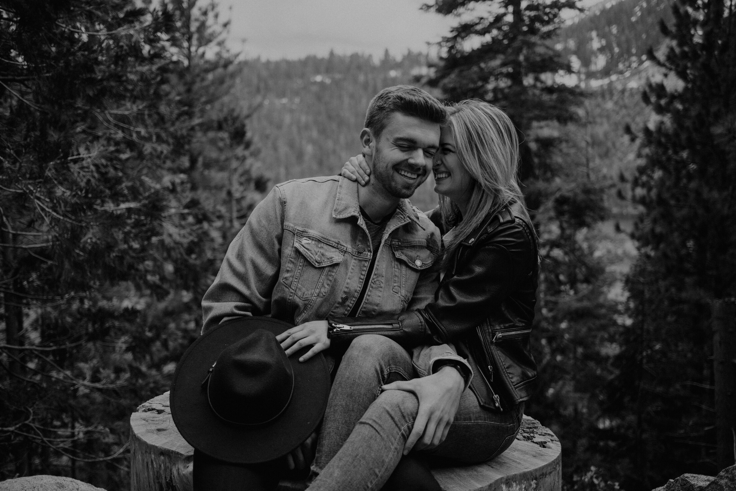 S+P_South_Lake_Tahoe_Adventure_Couple_Session_Inspiration_050.jpg