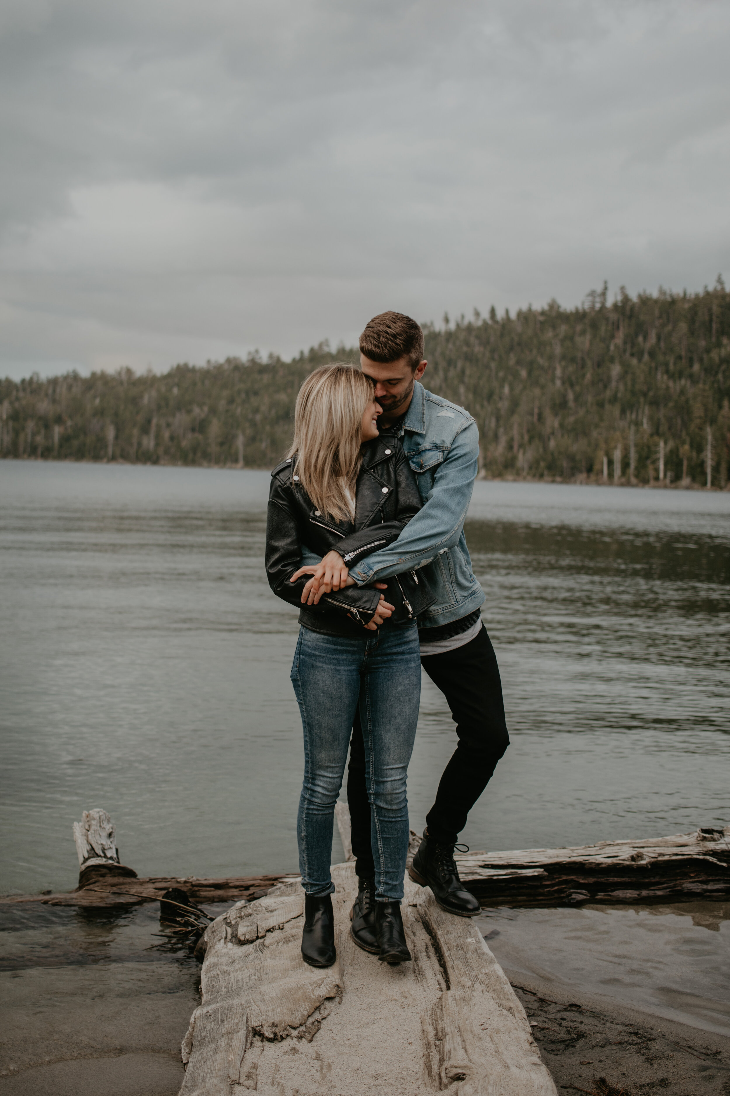 S+P_South_Lake_Tahoe_Adventure_Couple_Session_Inspiration_086.jpg