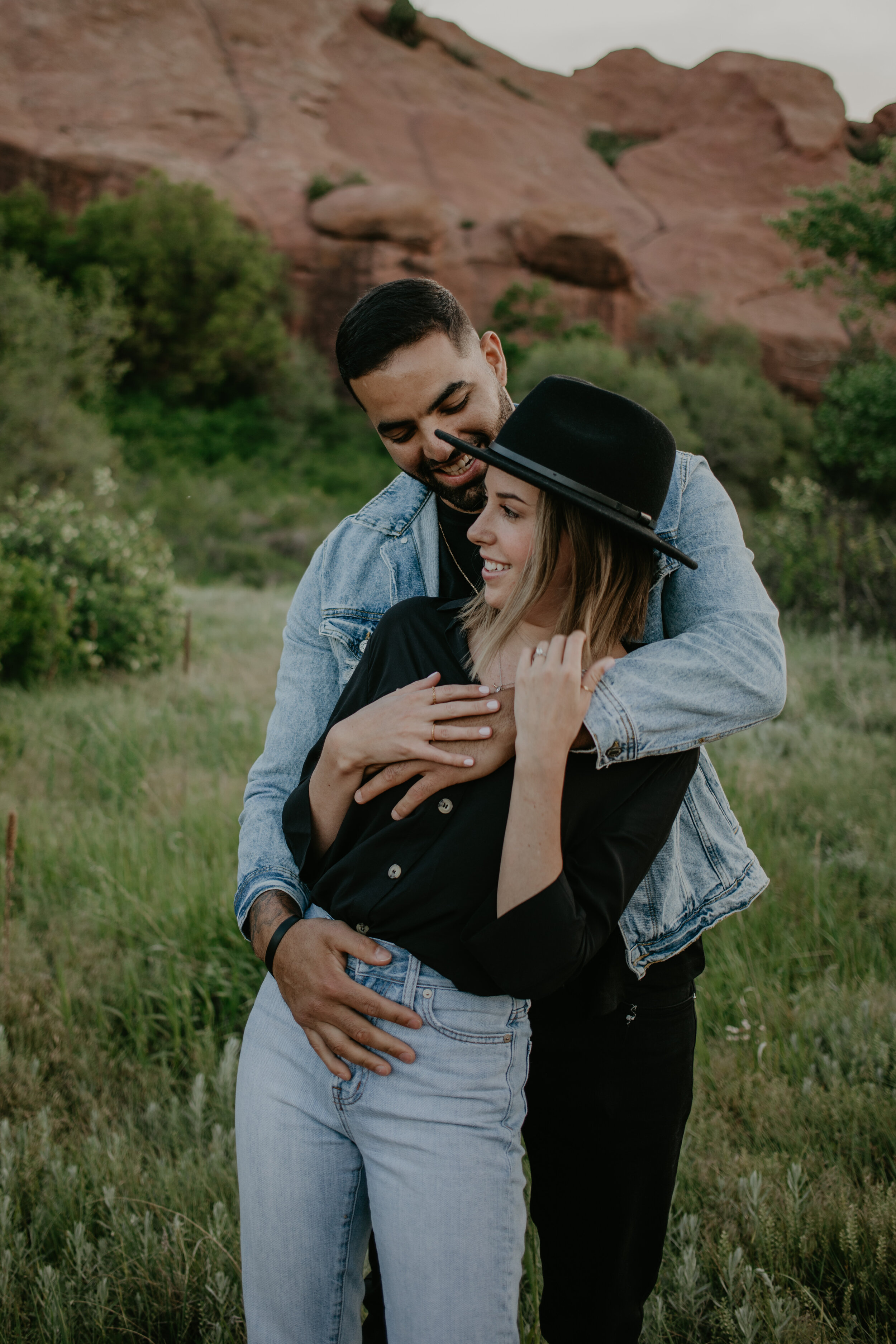 M+J_Red_Rocks_Colorado_Adventure_Session_Engagement_Inspiration_003.jpg