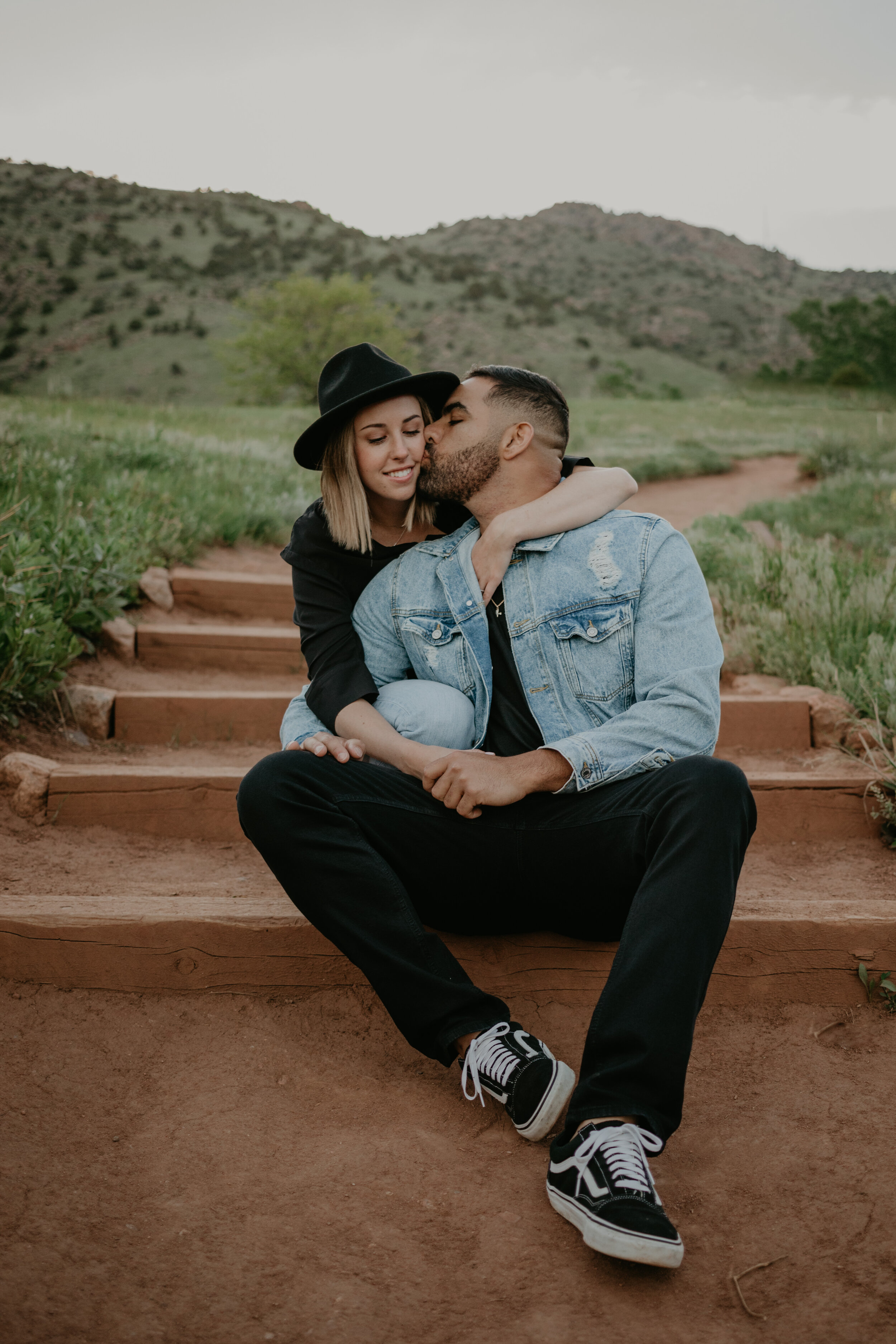 M+J_Red_Rocks_Colorado_Adventure_Session_Engagement_Inspiration_016.jpg