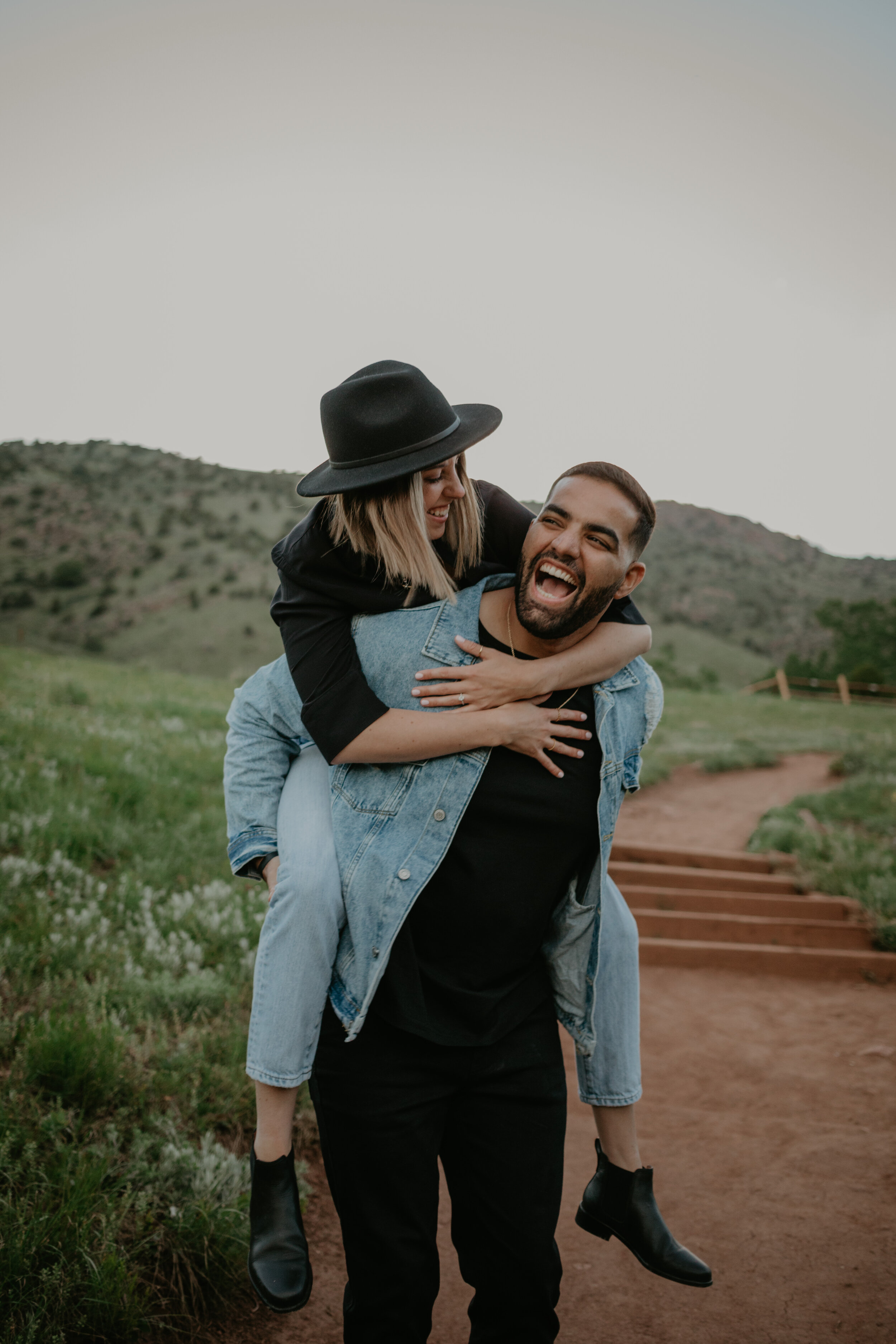 M+J_Red_Rocks_Colorado_Adventure_Session_Engagement_Inspiration_019.jpg