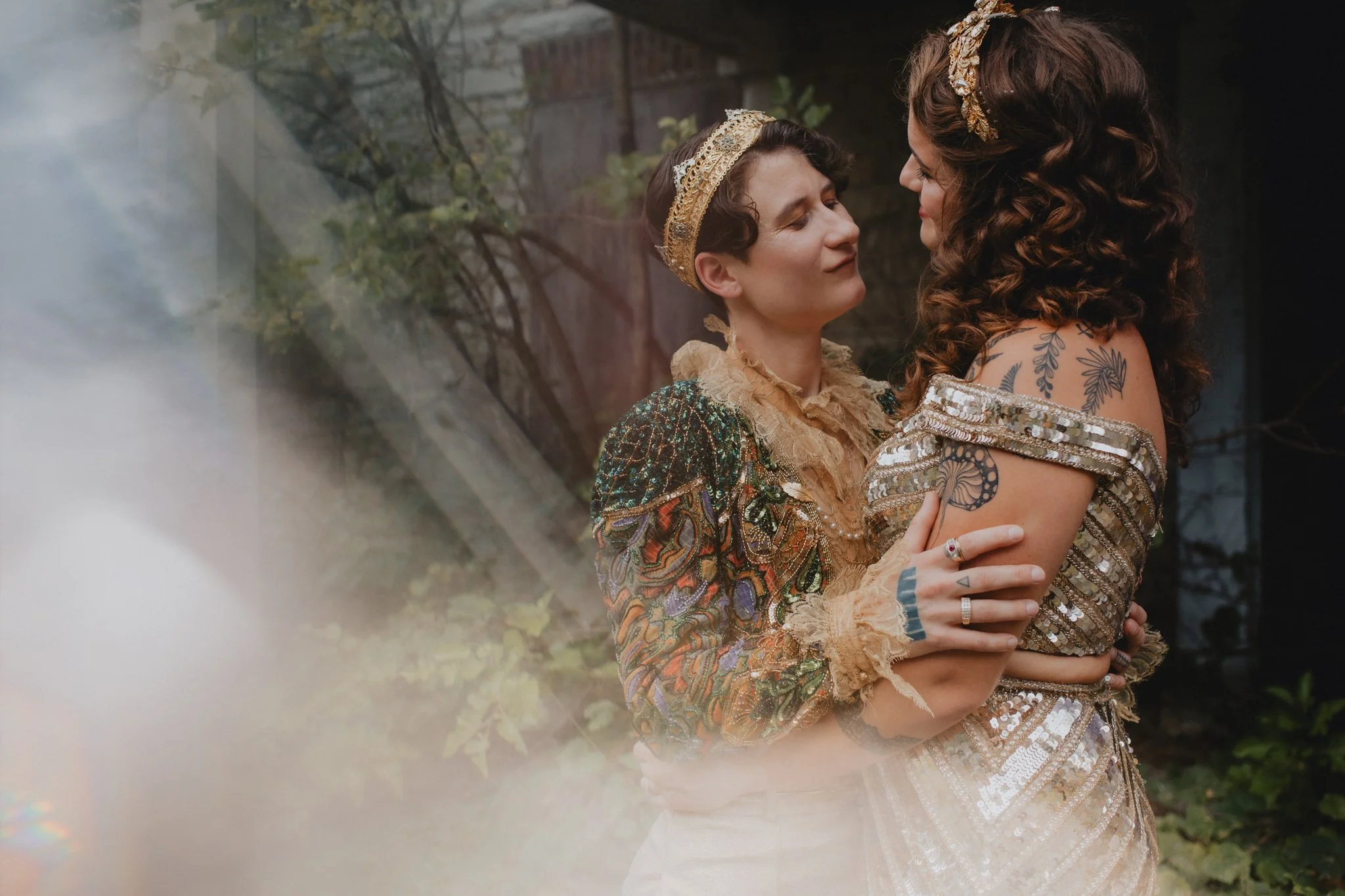 Z+C_Hudson_NewYork_White_And_Gold_Wedding_Social_029.jpg