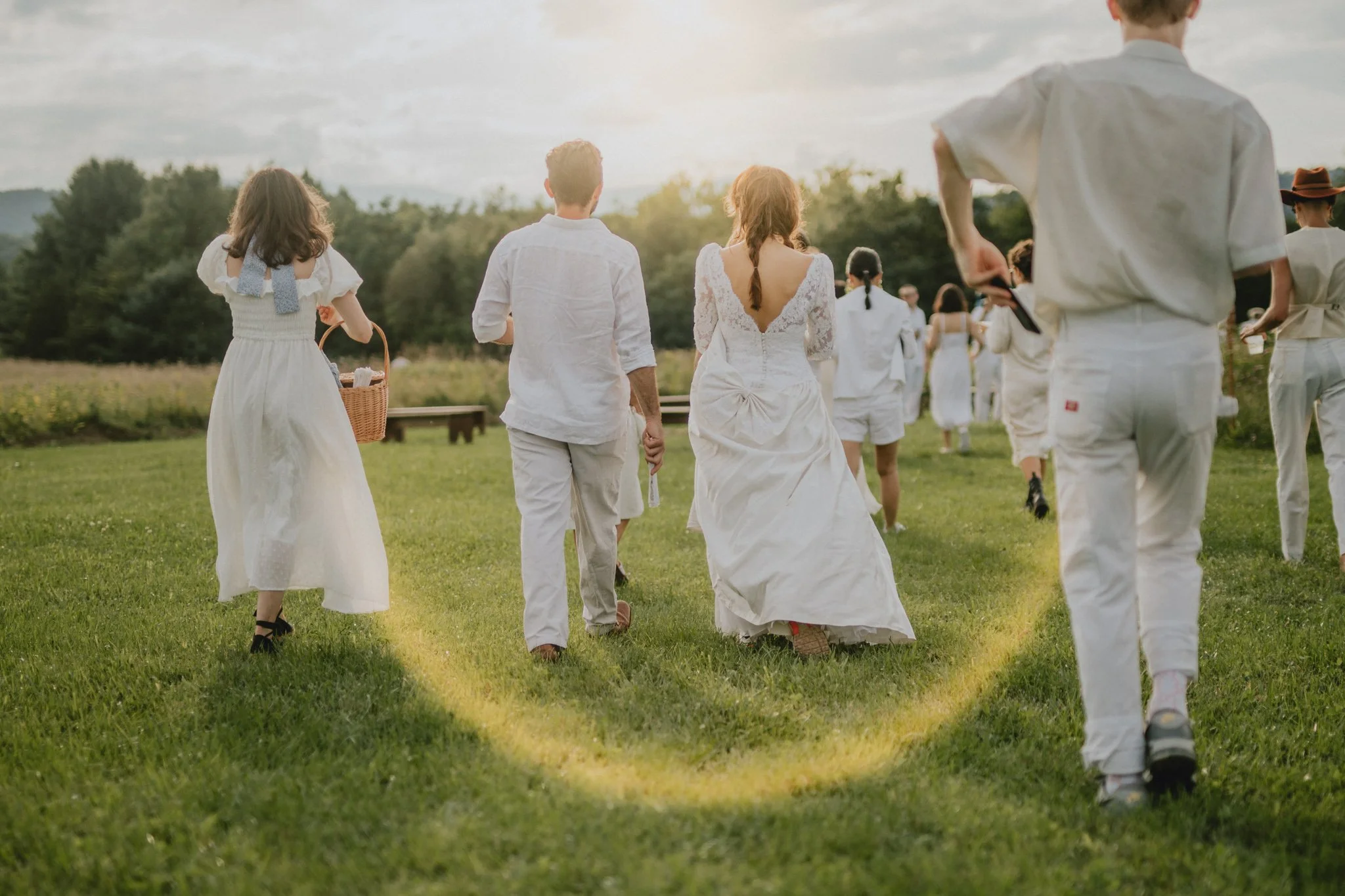 Z+C_Hudson_NewYork_White_And_Gold_Wedding_Social_030.jpg