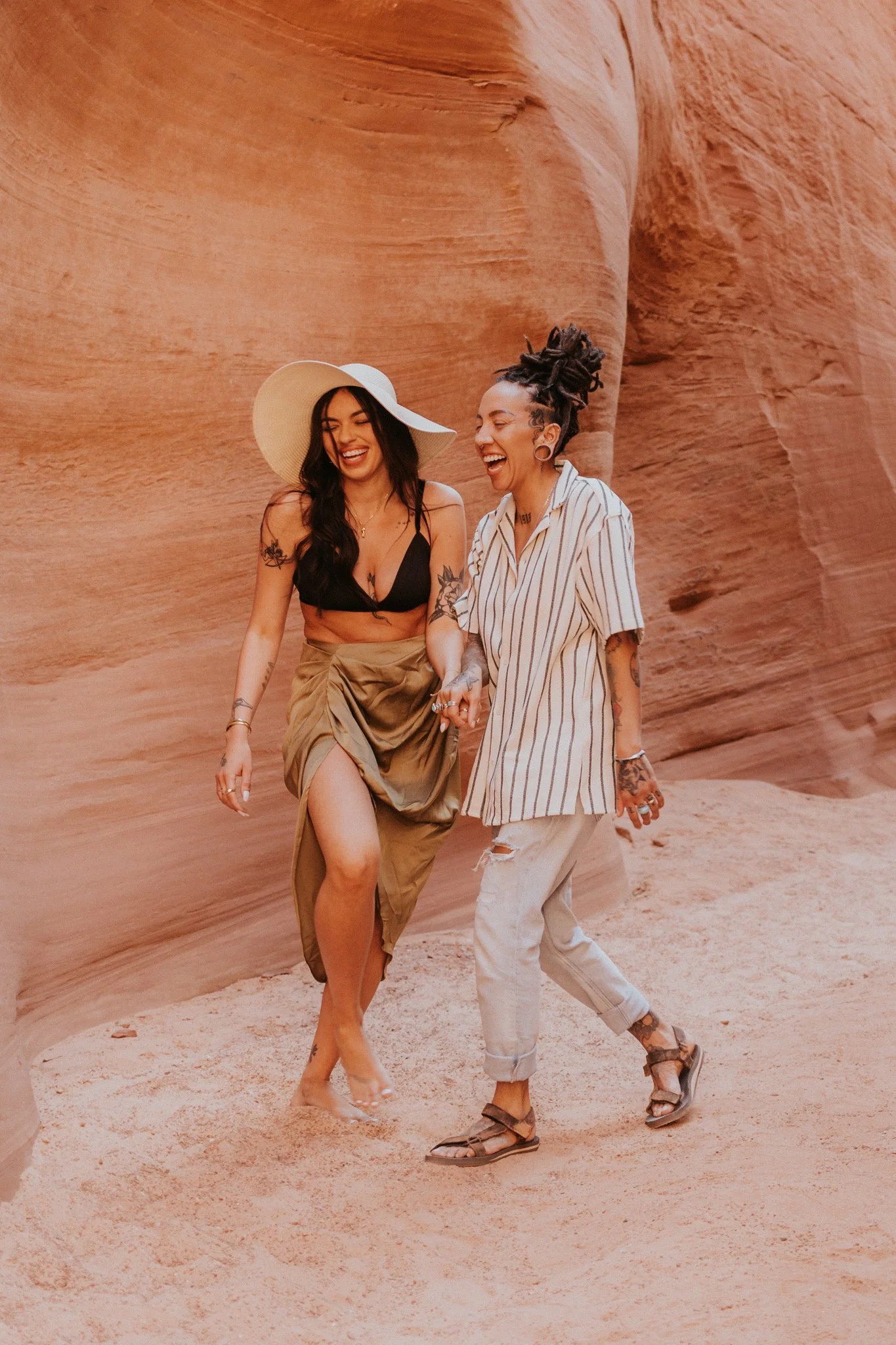 E+L_Lake_Powell_Elopement_031.jpg