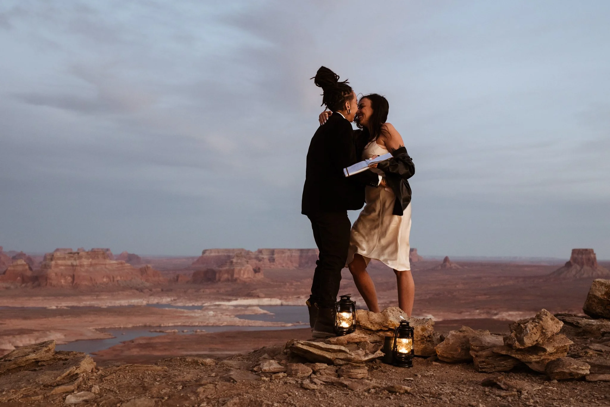 E+L_Lake_Powell_Elopement_099.jpg