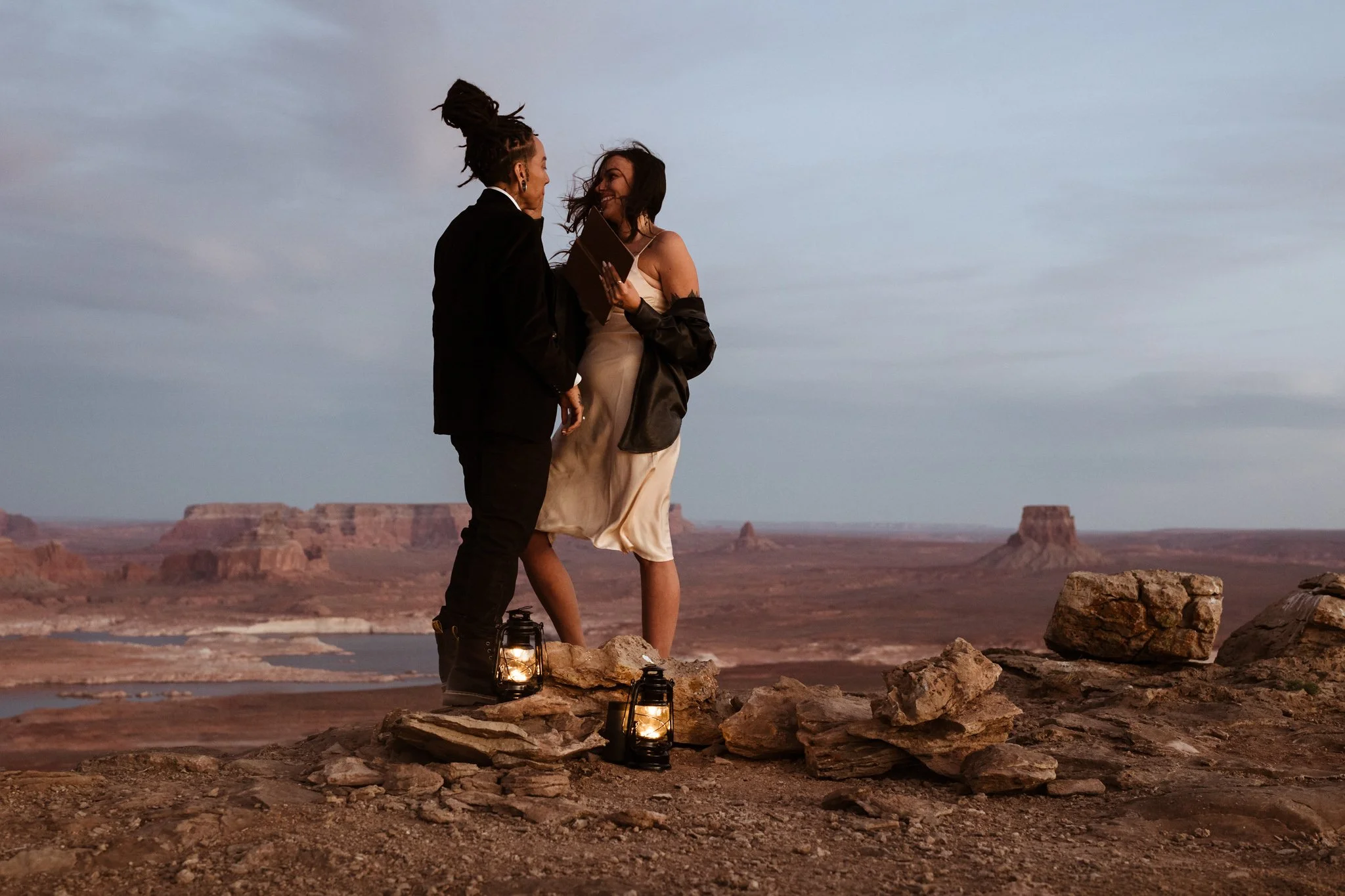 E+L_Lake_Powell_Elopement_101.jpg