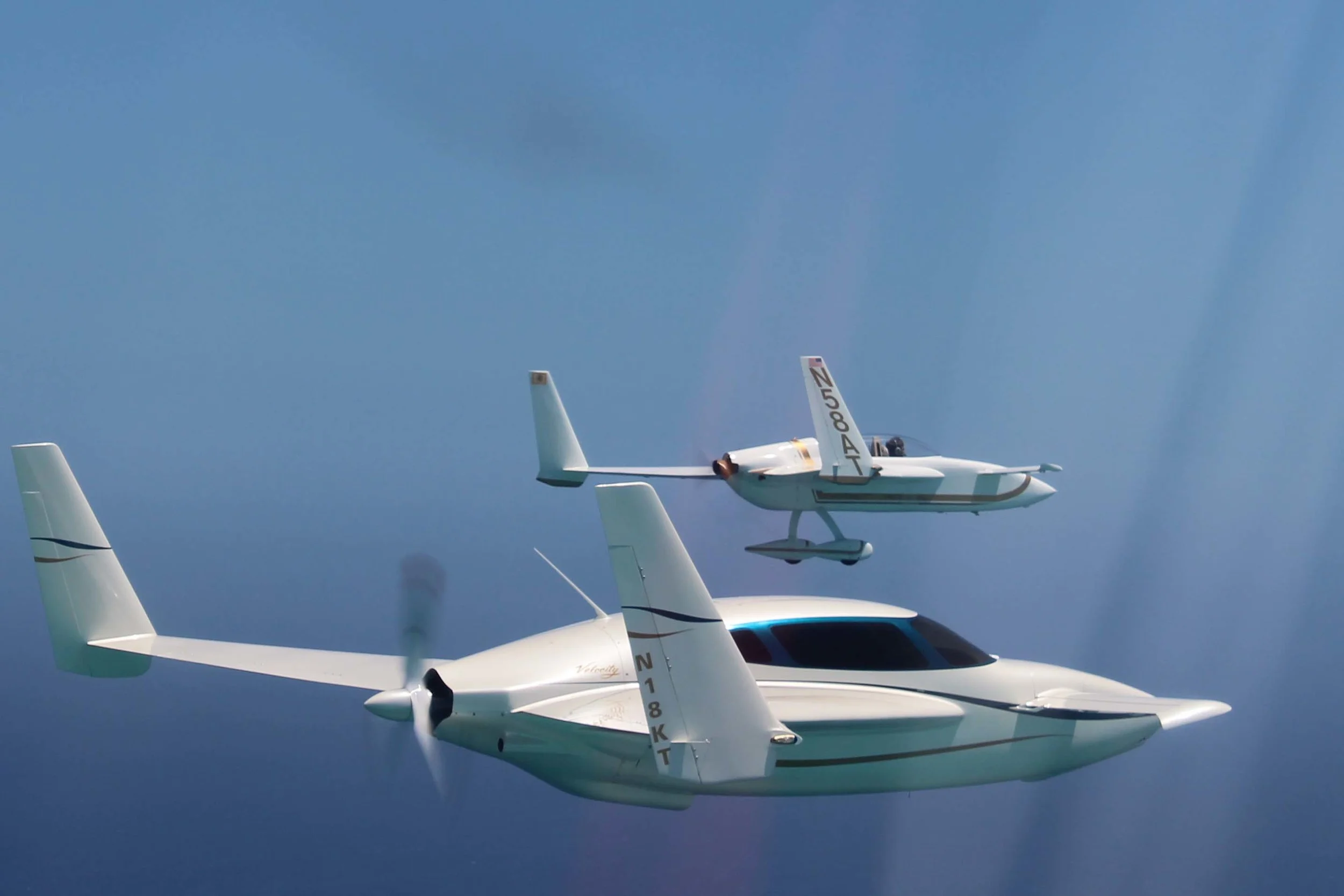 velocity and long ez formation.jpg
