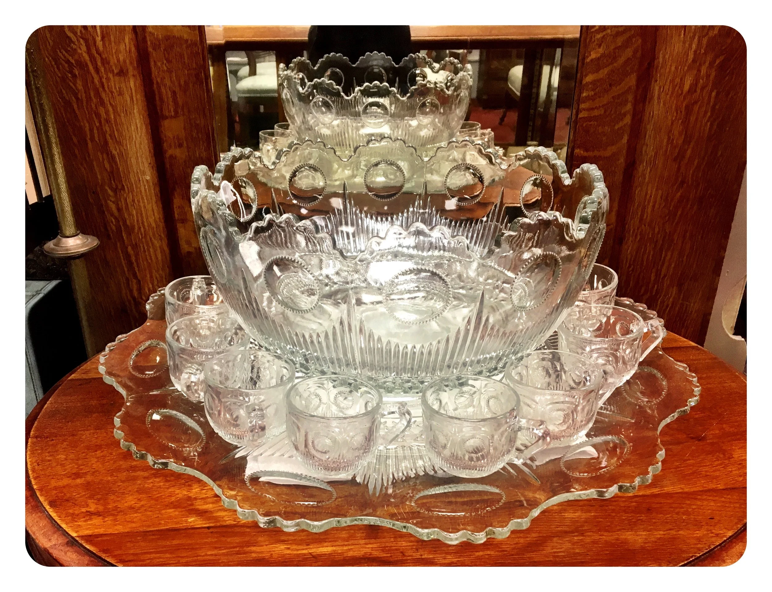 Manhattan Punch Bowl Set
