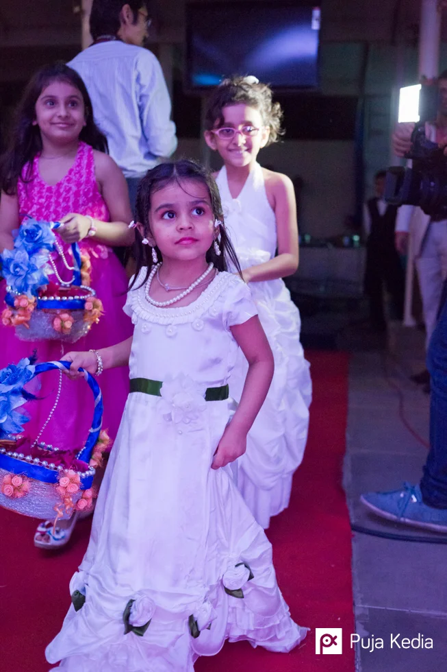 PujaKedia_Pooja&Dhruv-235-Selected.jpg