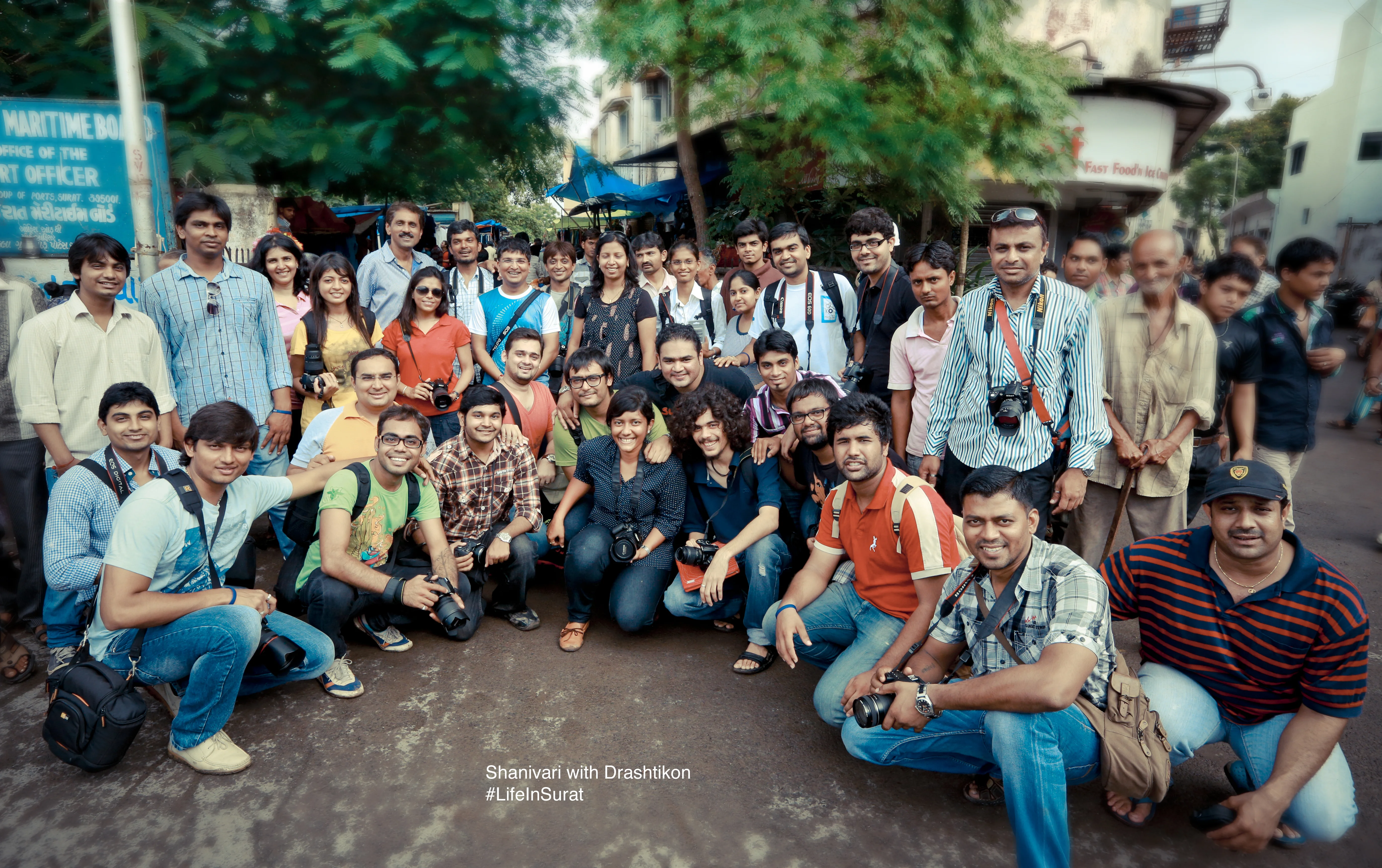 Chalo Karte Hai Choooor Bazaari !!! #ShanivariMarket