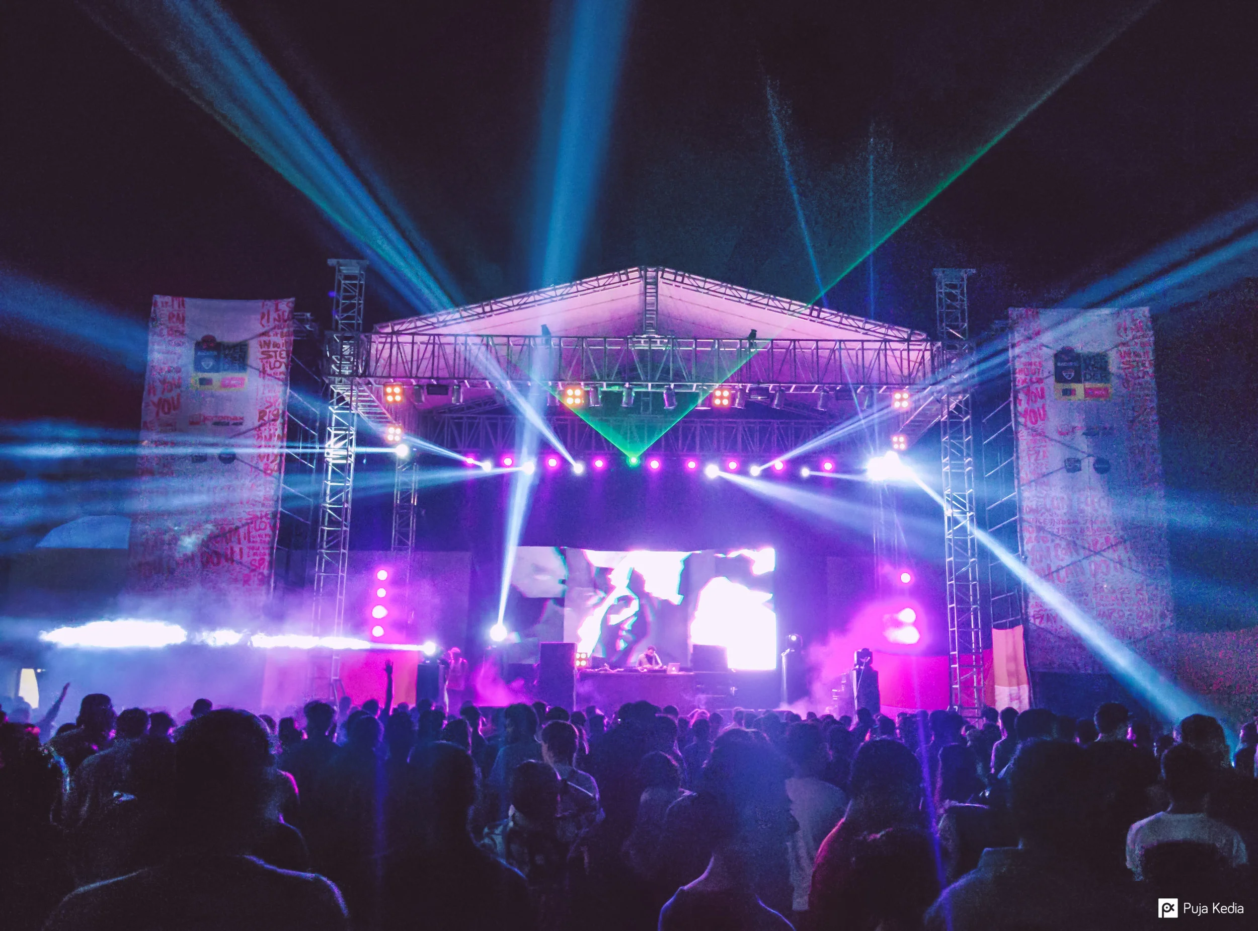 Duke Nucleya on stage #CrazyParty