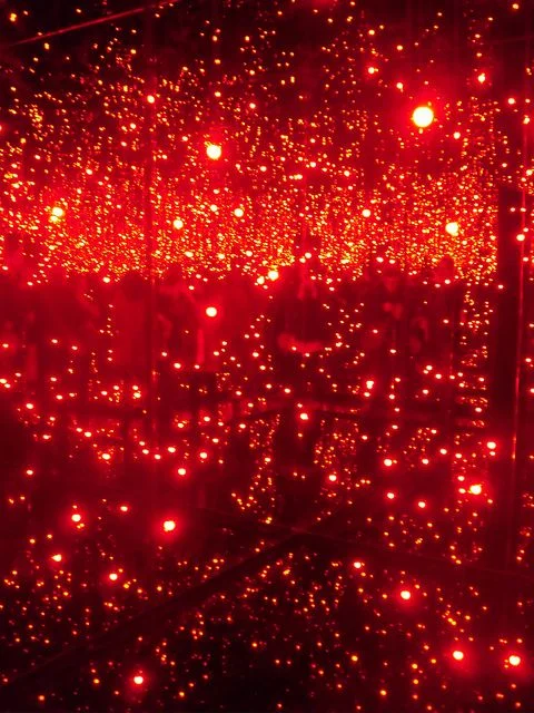 Photo of an installation by Yayoi Kusama