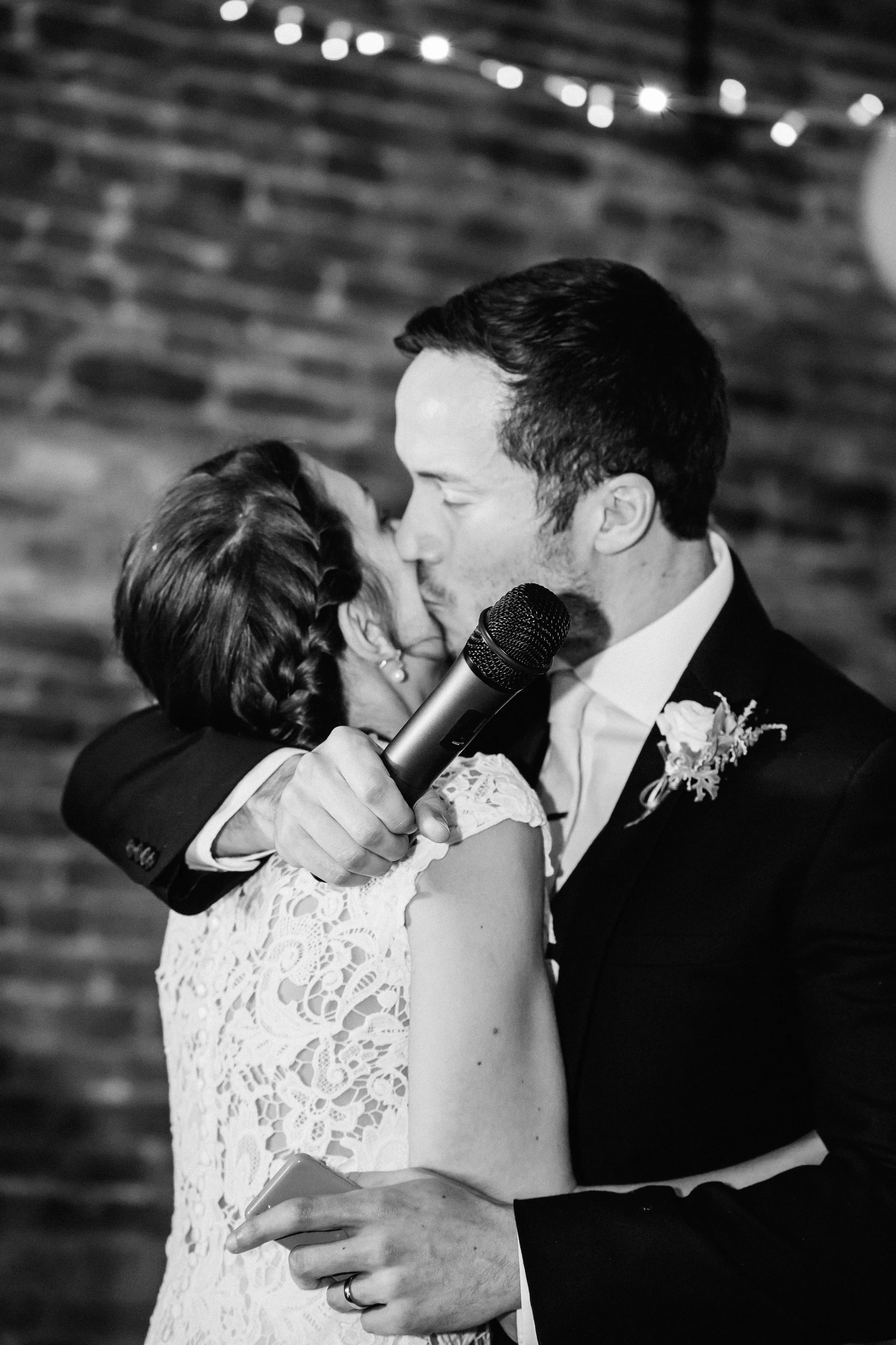 VictoriaBakerWeddingsJenna&Andrew-533.jpg