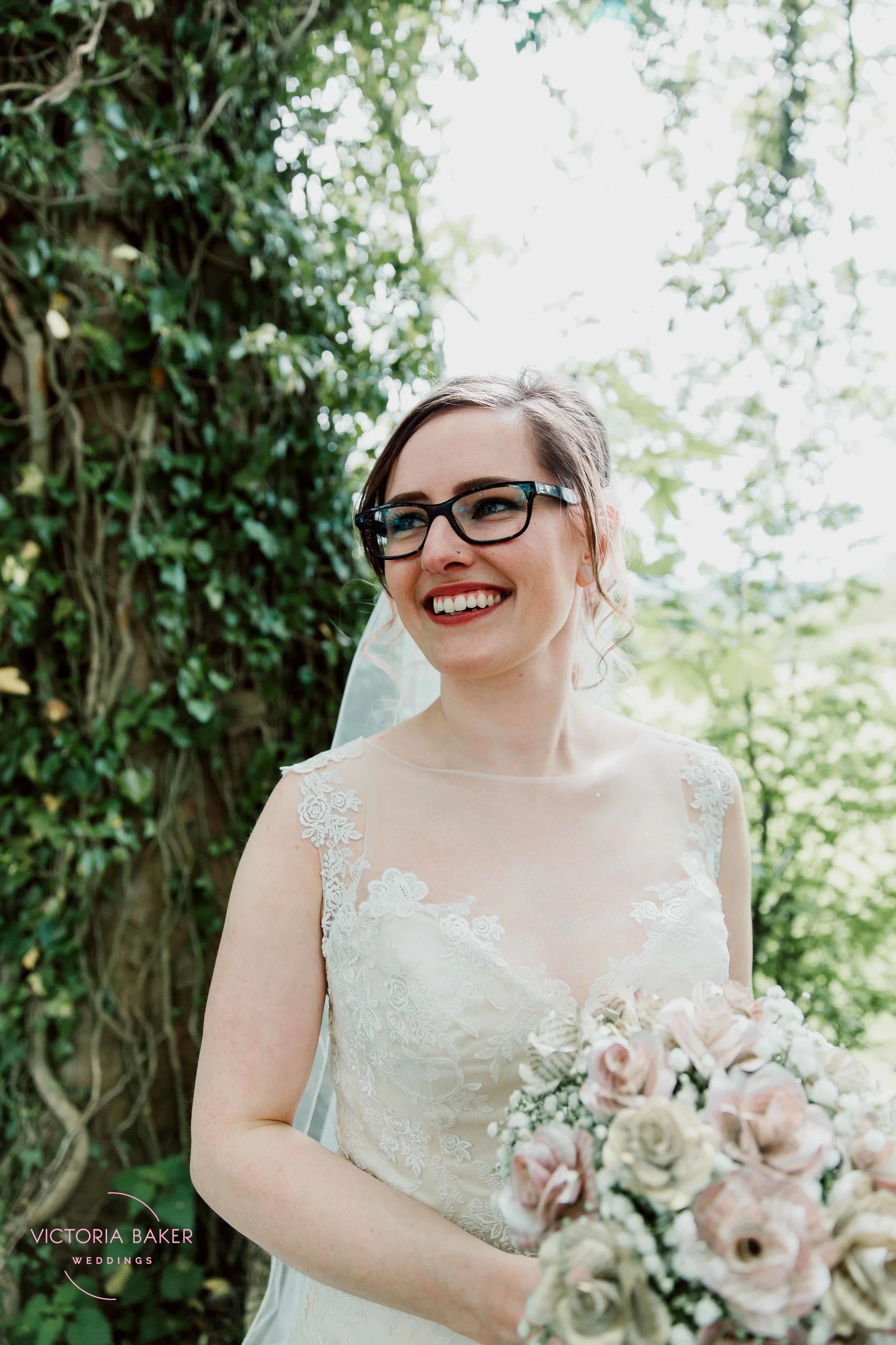 VICTORIABAKERWEDDINGSRebecca&ShaunHollinsHallWeddingPhotographer-290.jpg