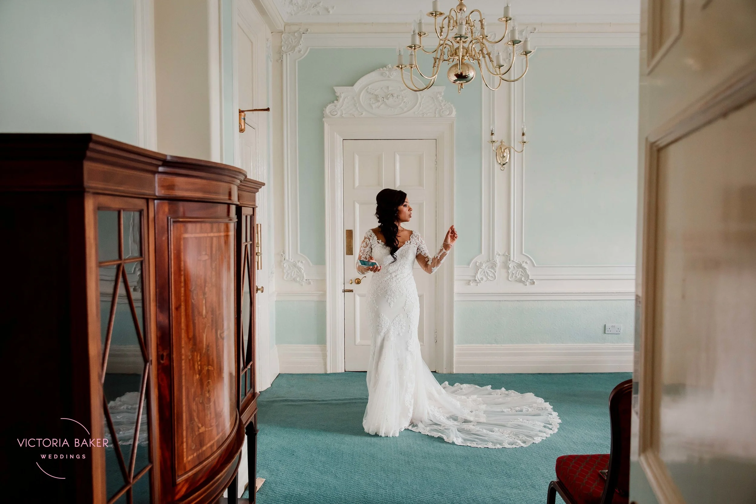 VICTORIABAKERWEDDINGSOlivia&AlexRipleyCastleWeddingPhotography-122.jpg