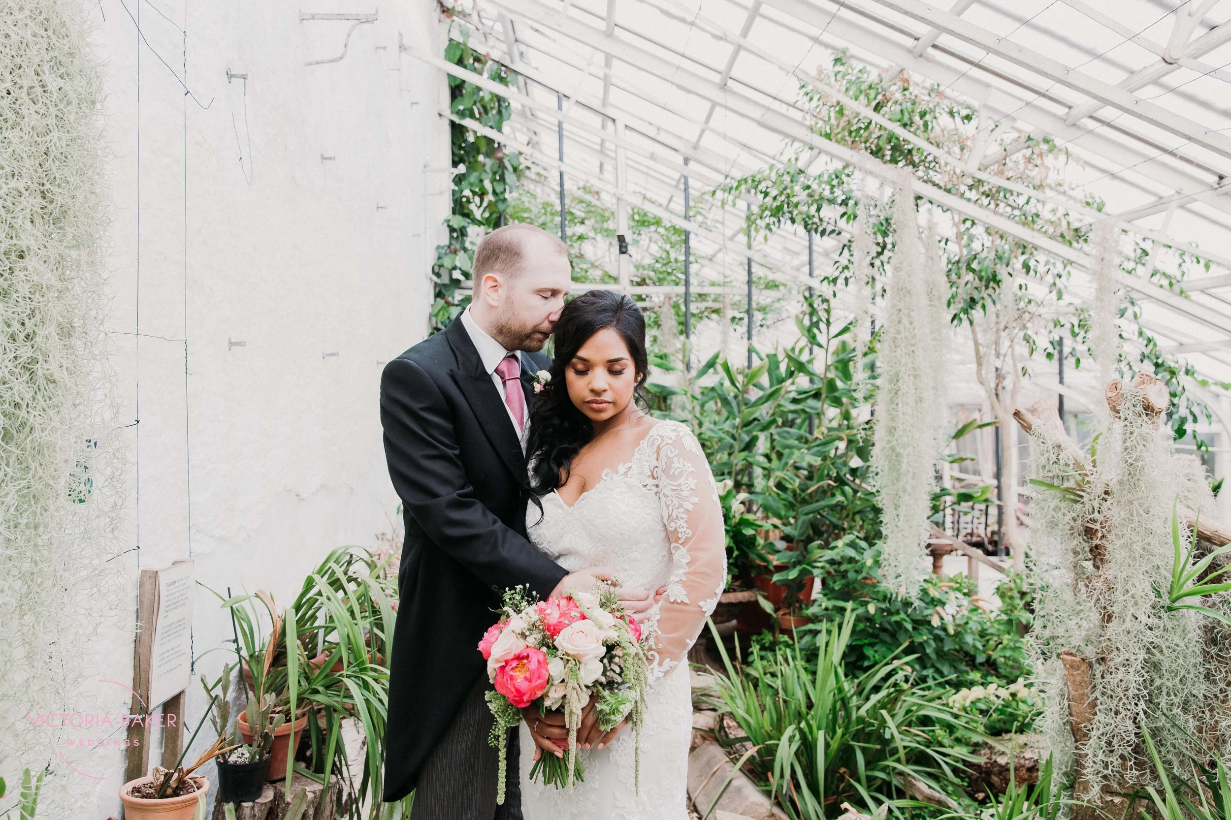 VICTORIABAKERWEDDINGSOlivia&AlexRipleyCastleWeddingPhotography-441.jpg