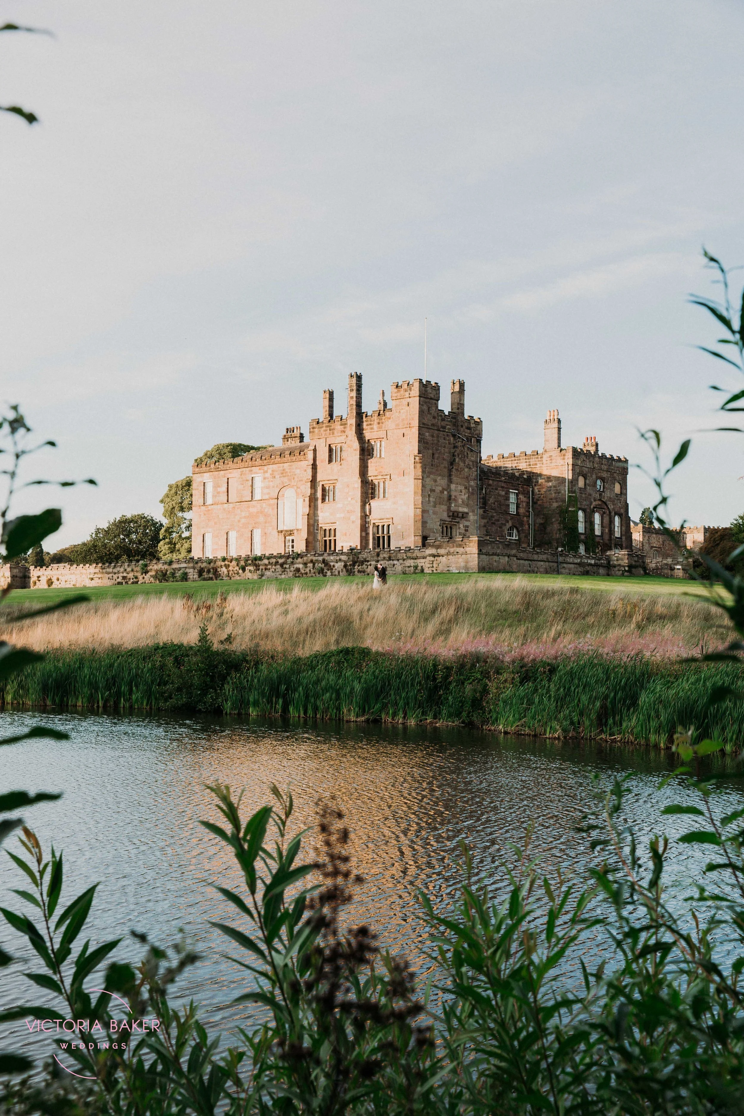 VICTORIABAKERWEDDINGSOlivia&AlexRipleyCastleWeddingPhotography-597.jpg
