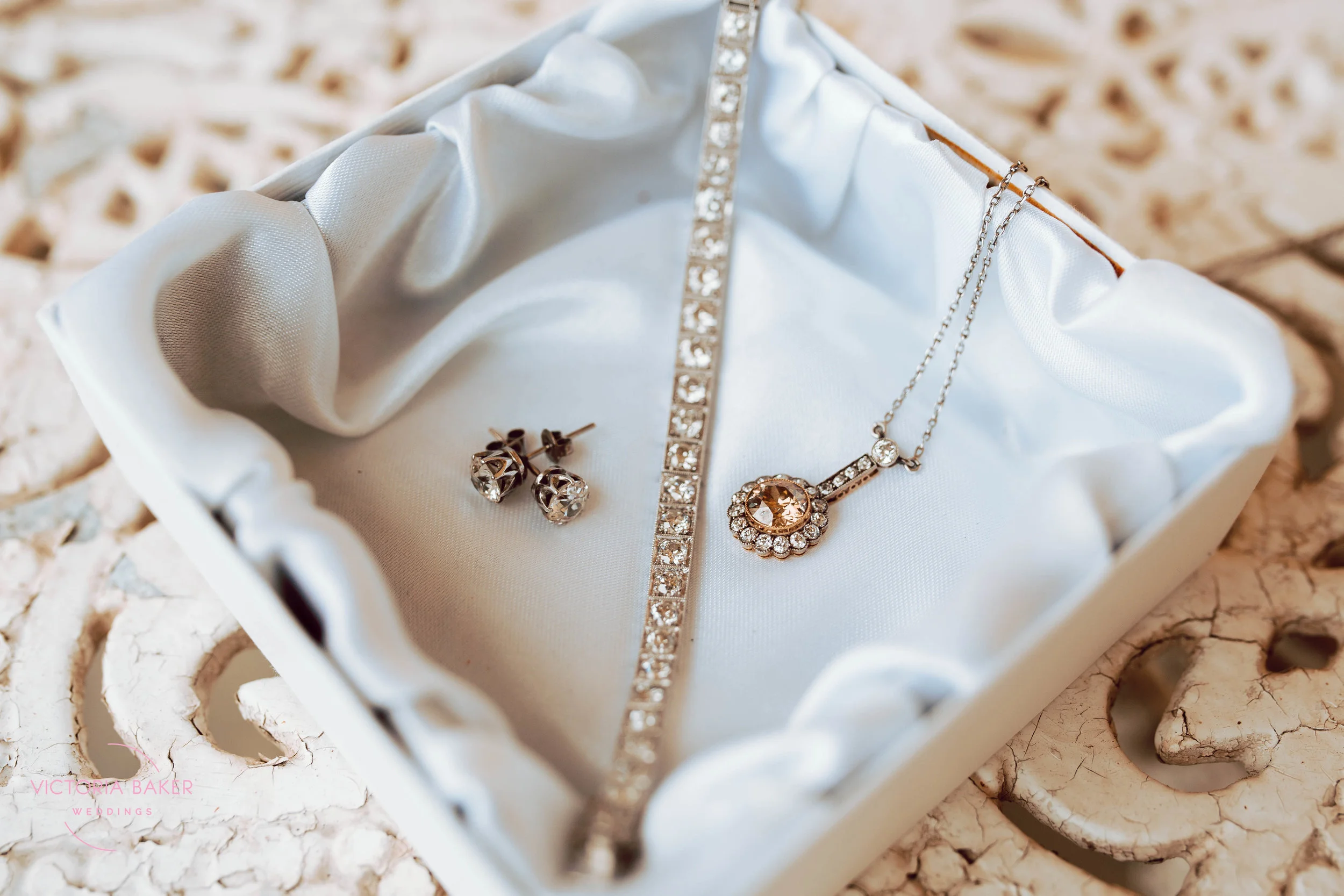 VICTORIABAKERWEDDINGSNichola&ElliottFileyWeddingPhotography-14.jpg