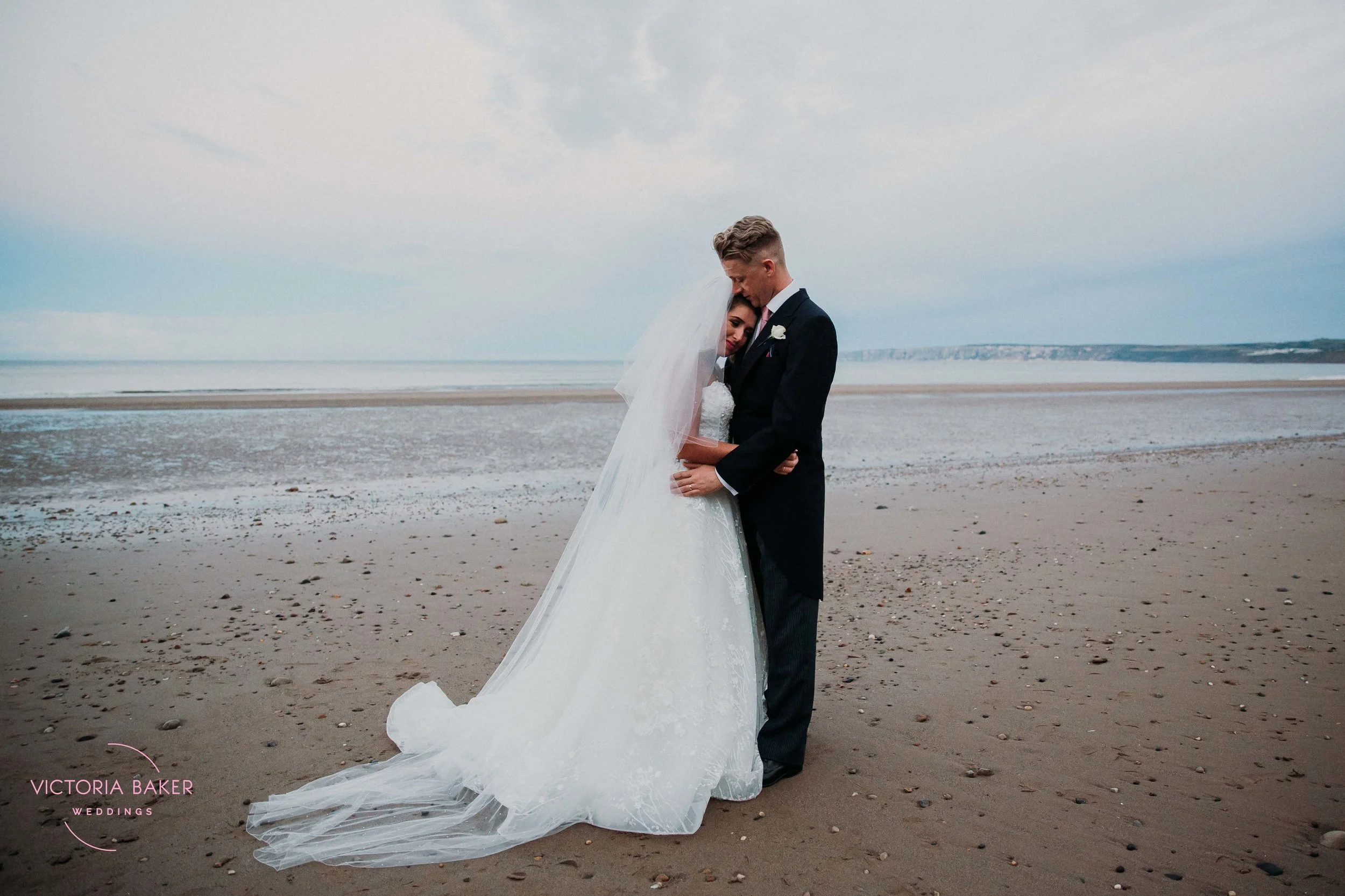 VICTORIABAKERWEDDINGSNichola&ElliottFileyWeddingPhotography-575.jpg