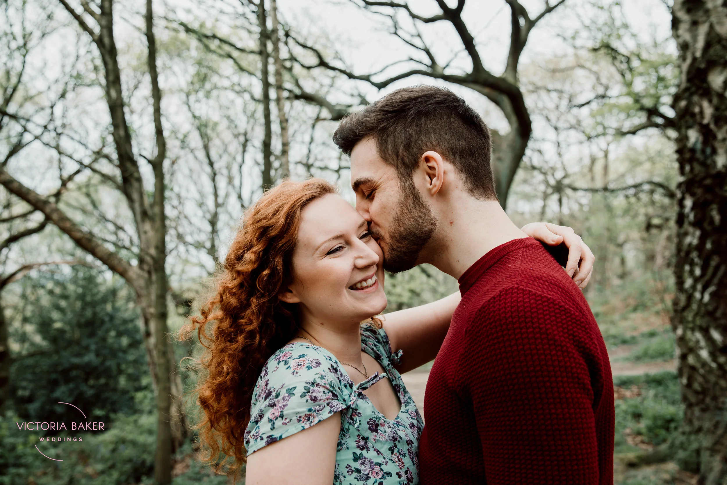 VICTORIABAKERWEDDINGSKimberley&DanielEngagementSessionBaildon-6.jpg