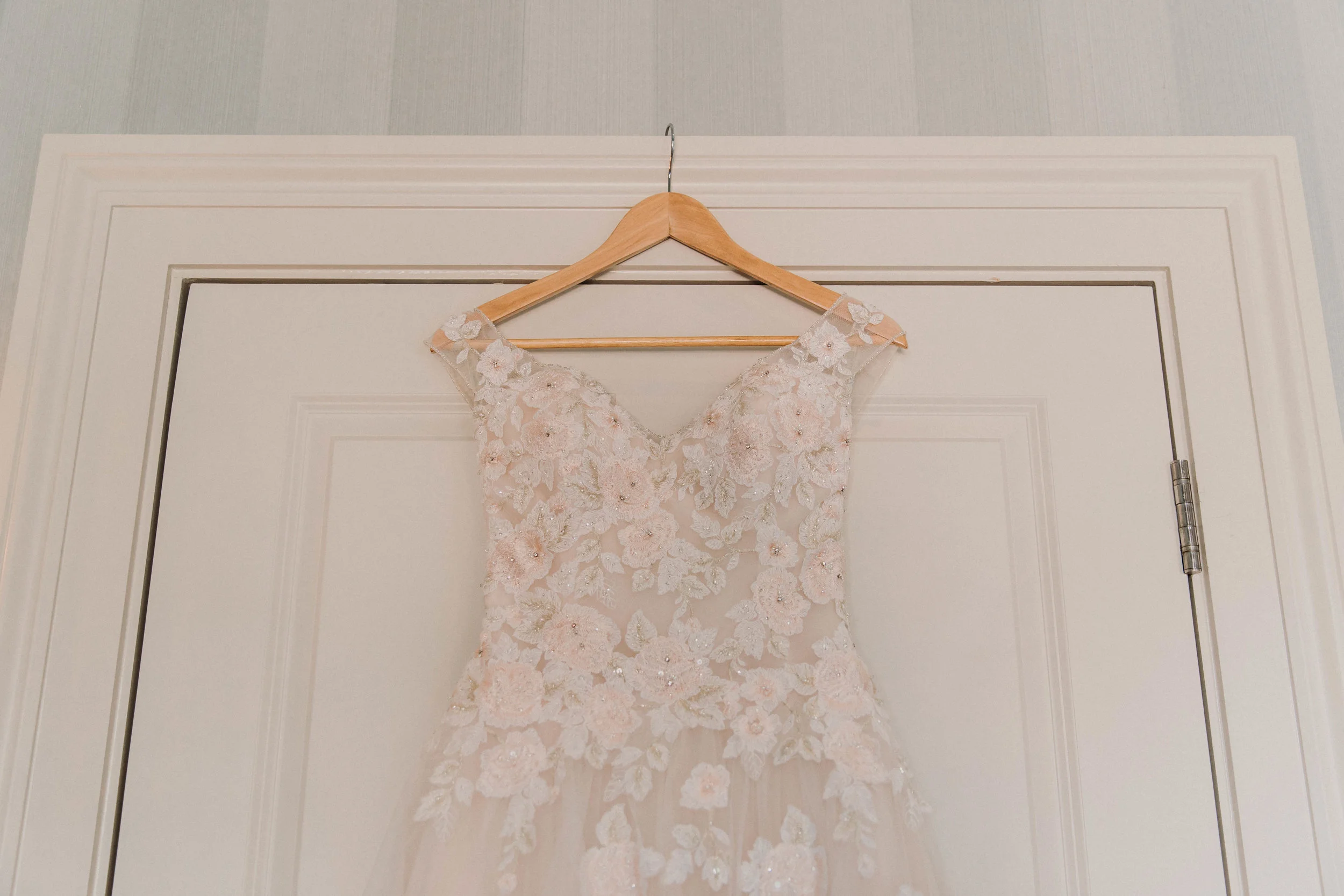 VICTORIABAKERWEDDINGSJessica&SpencerYorkWedding-26.jpg
