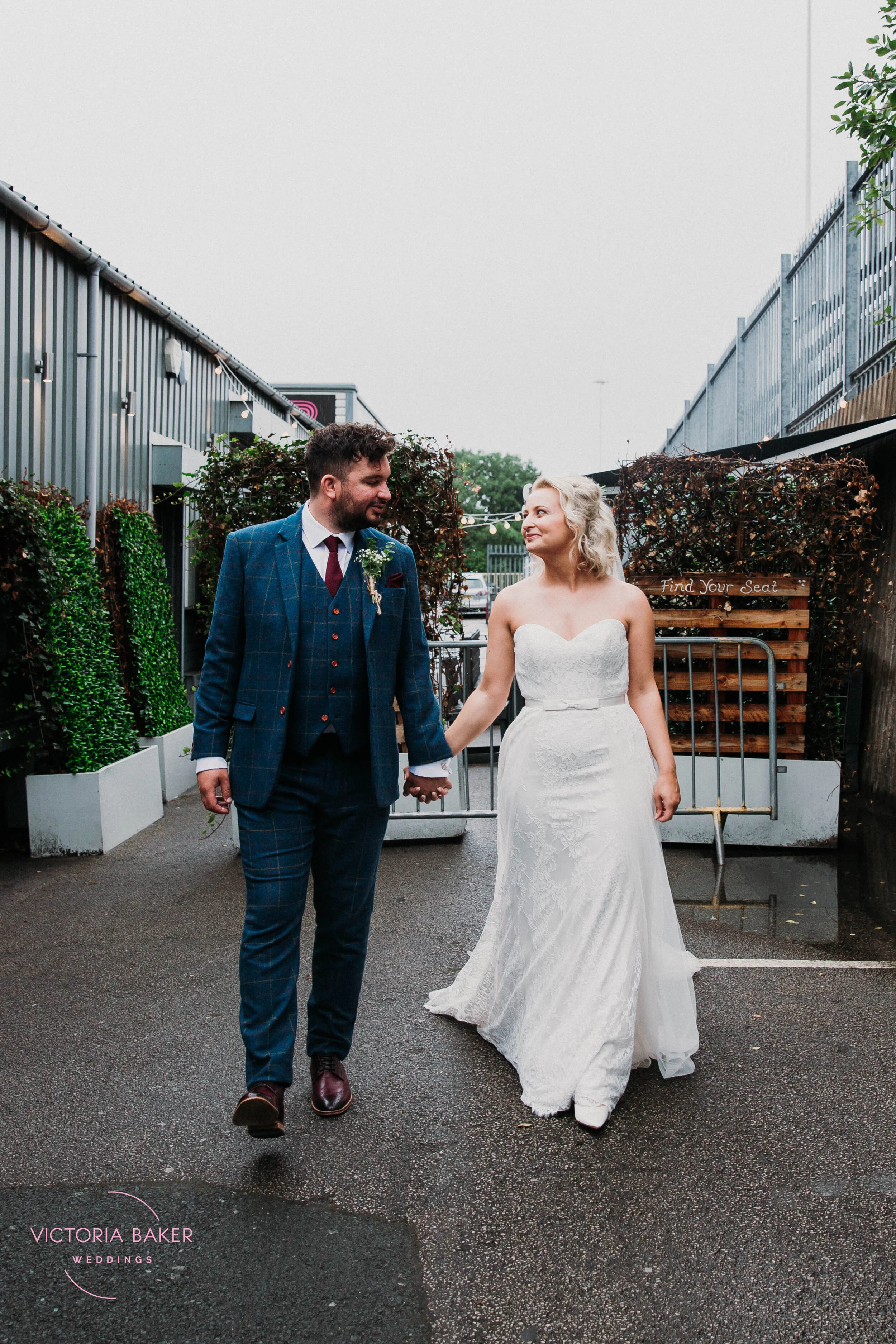 VICTORIABAKERWEDDINGSLucy&MattNewCravenHallWedding-255.jpg