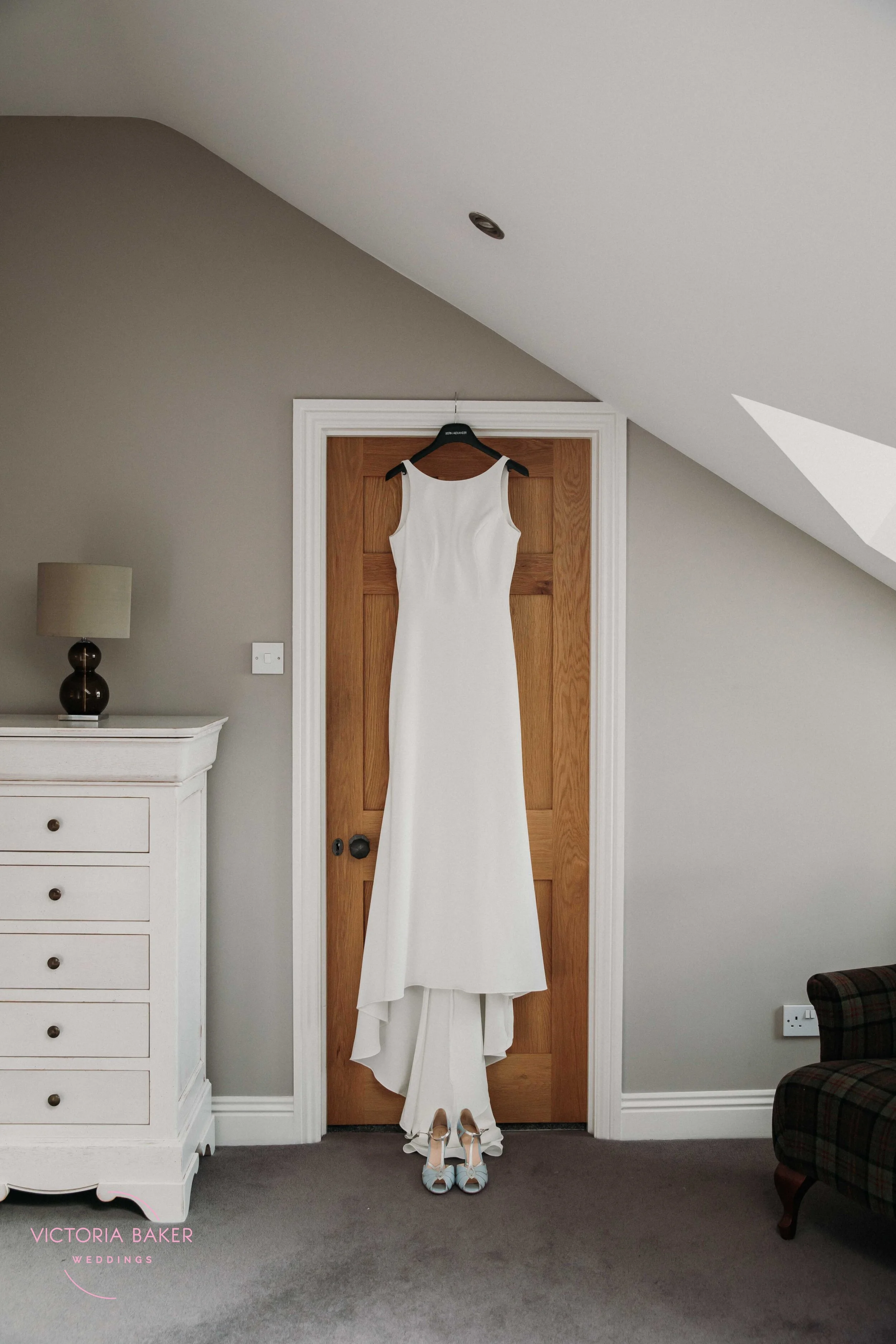 VICTORIABAKERWEDDINGSKimberley&DanialRipleyCastleWedding-14.jpg