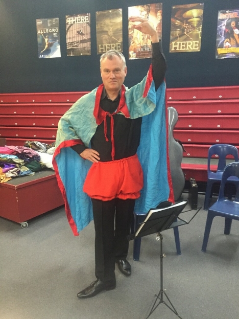 Brenton posing for the students- lol