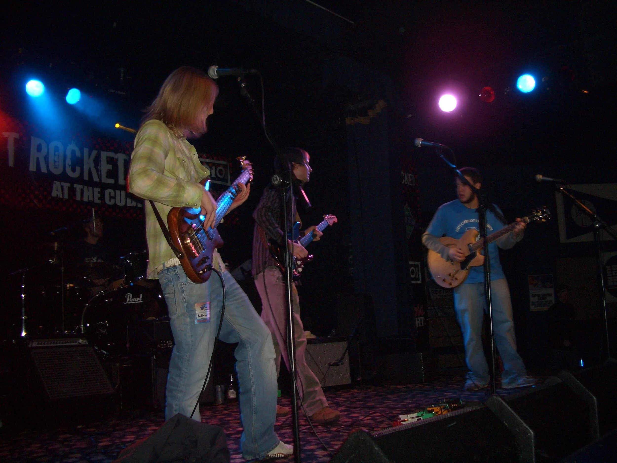 Geoff Shell performs with The Burning Pines at Cubby Bear (Chicago)