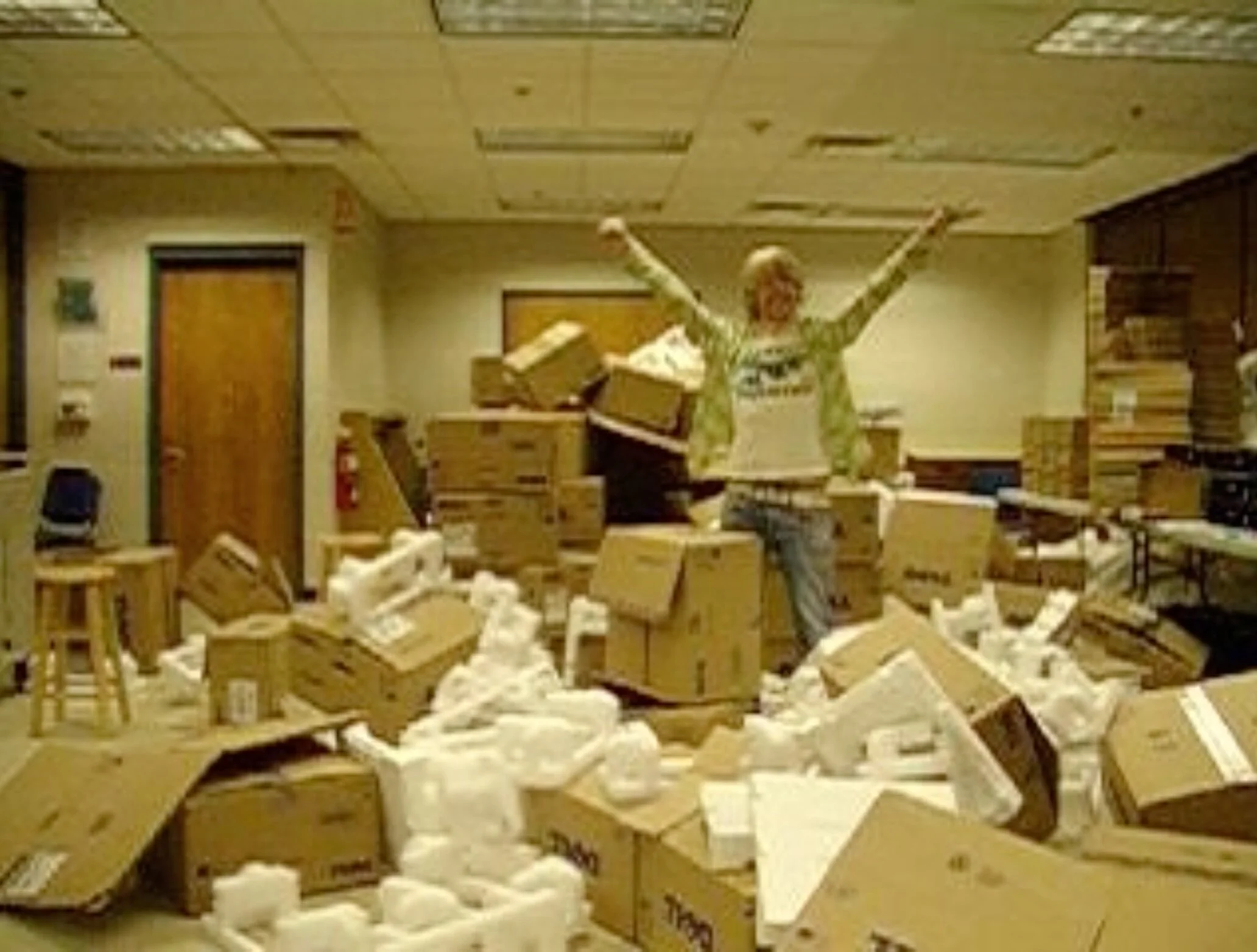 Geoff Shell builds and destroys epic box fort at Northbrook School District 27