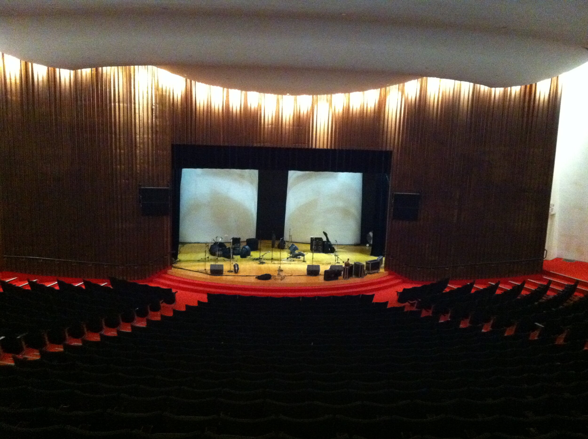 Geoff Shell performs with Chicago Afrobeat Project for Arts Series at Fermilab