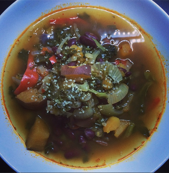 Spicy sweet potato & kale stew