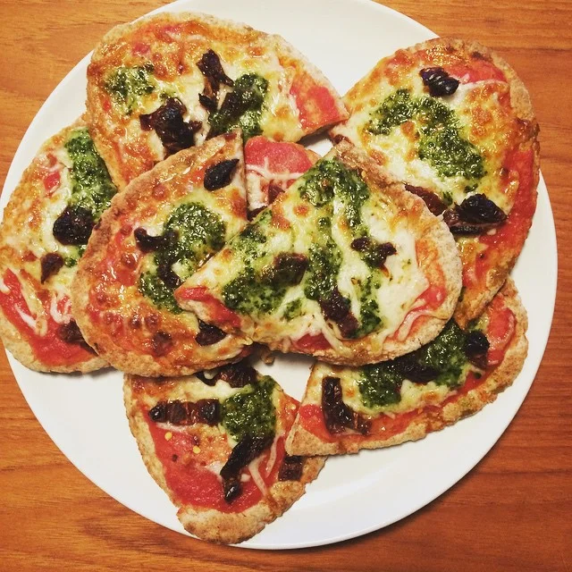 Hot Pitta Pesto Pizza