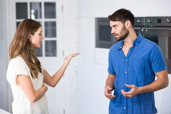pareja-conversacion-dificil.jpg