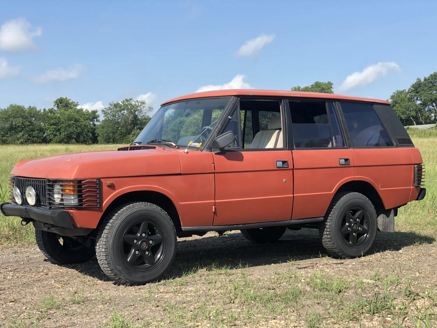 Dutch Safari Co. — 1983 Land Rover Range Rover Classic