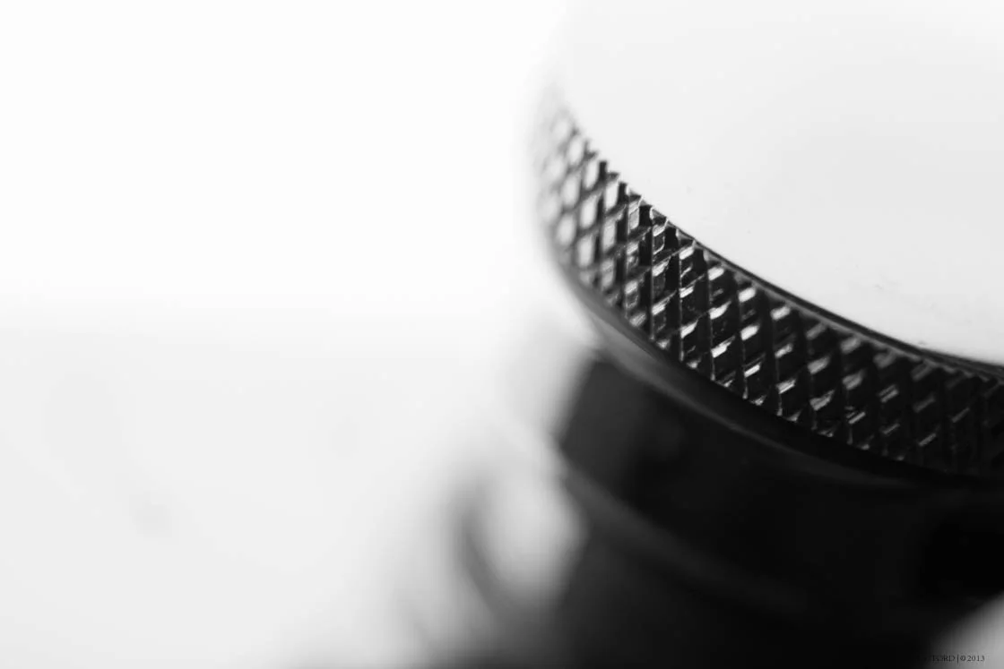 The top of a hip flask.