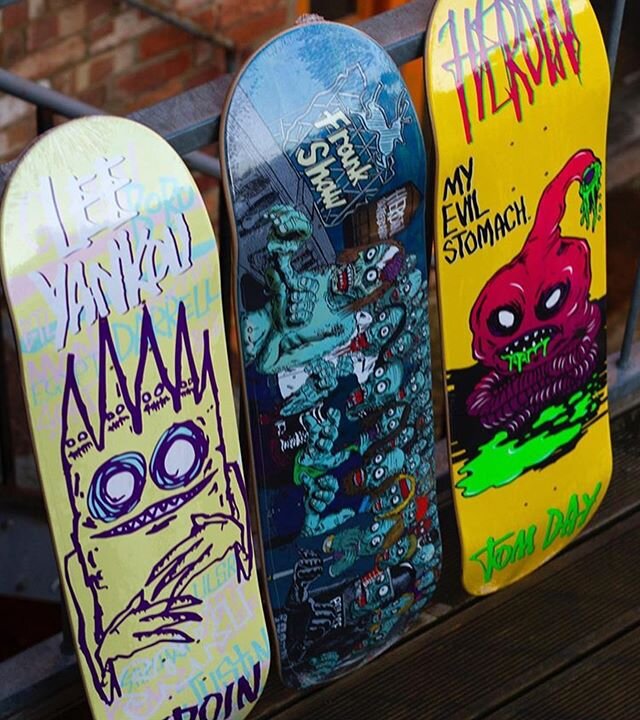 @illicit_skateshop in Kettering just got these bad boys in. If you need a freshy and that Christmas money is burning a hole in your stocking, maybe pay em a visit. Lee Imp 3 (8.25) @frankshaw_ zombies (8.625) @williamthepleaser7 evil stomach (8.5)