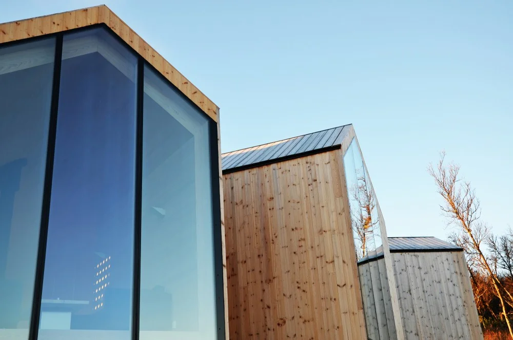 Split View Mountain Lodge in Norway. Photos ©Søren Harder Nielsen, Courtesy of Reiulf Ramstad Arkitekter.